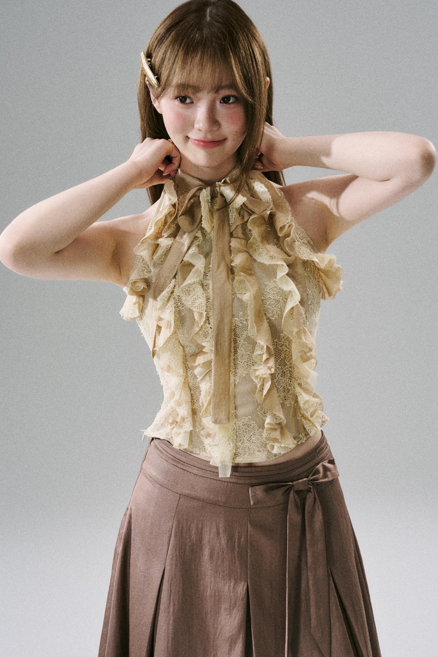 Slim Fit Ruffled Lace Halter Top