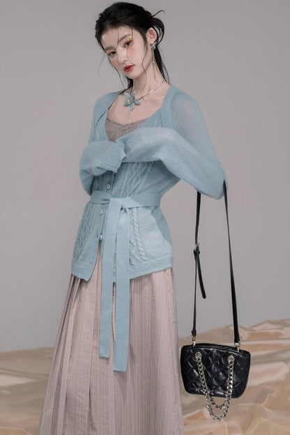 Wavy Wool Diamond Cardigan