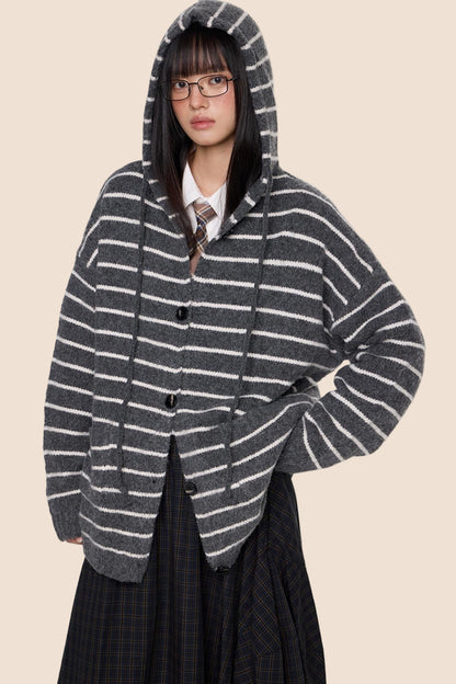 Vintage Hooded Sweater Jacket