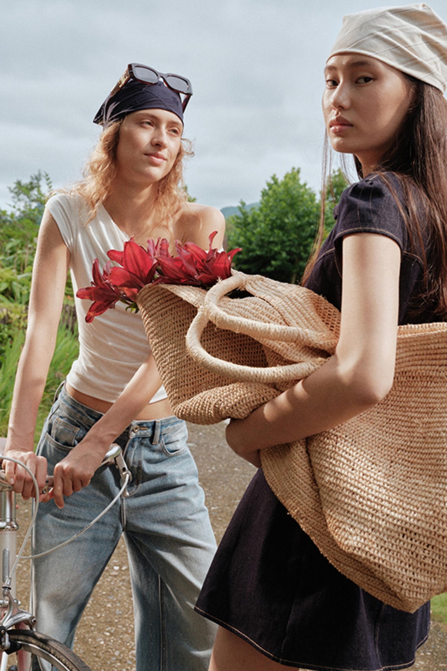 Summer Cicadas Denim V-Neck Waist Dress