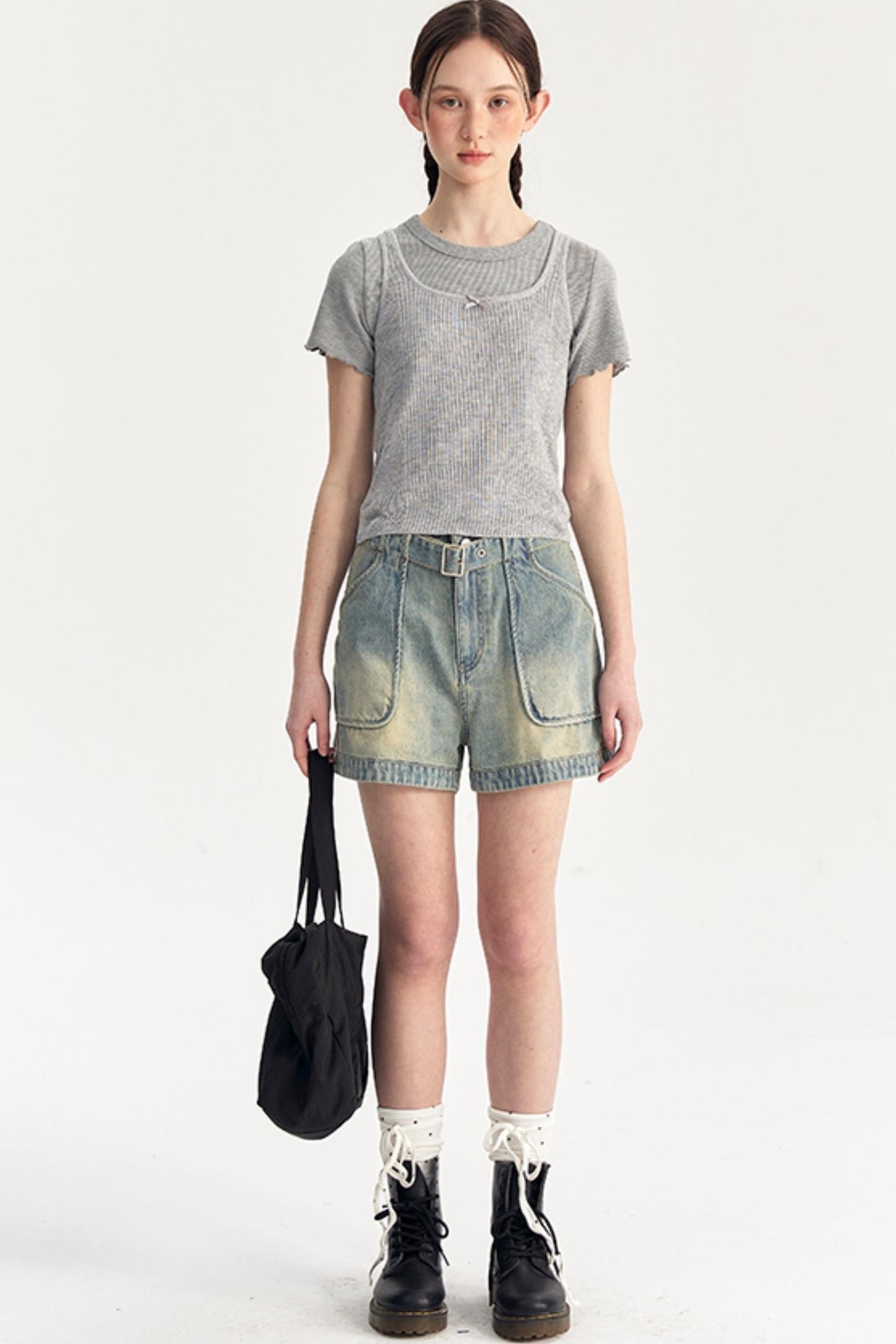 Bow Knit Vest With T-Shirt Set-Up