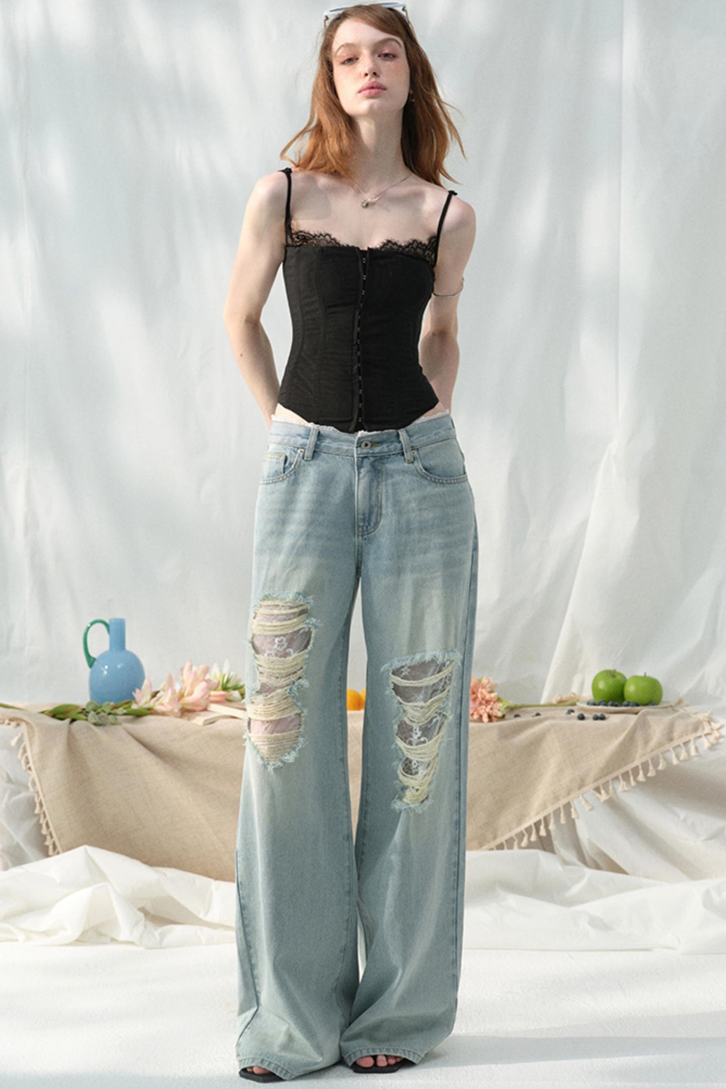 Chic Light Blue Wide-Leg Jeans