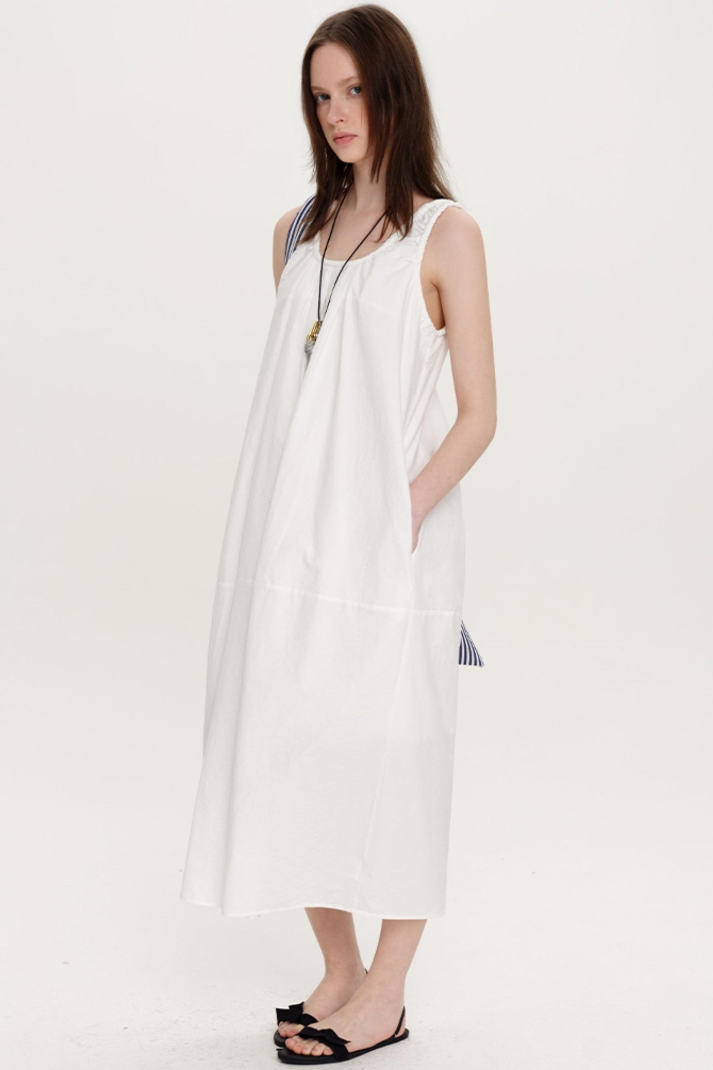 Chic Pleated U-Neck Dress