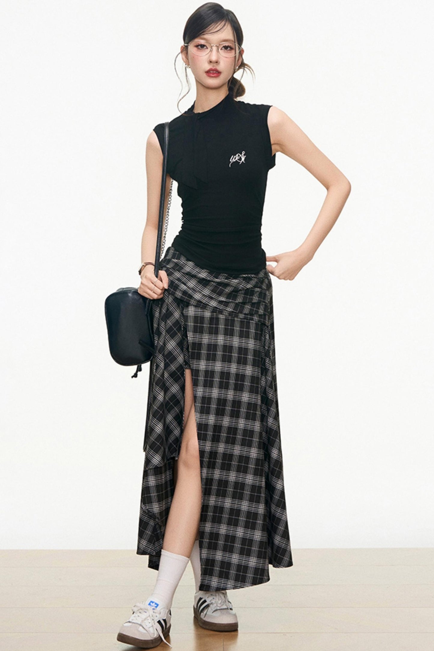 Charm Checkered Skirt & Bow-Knit Set-Up