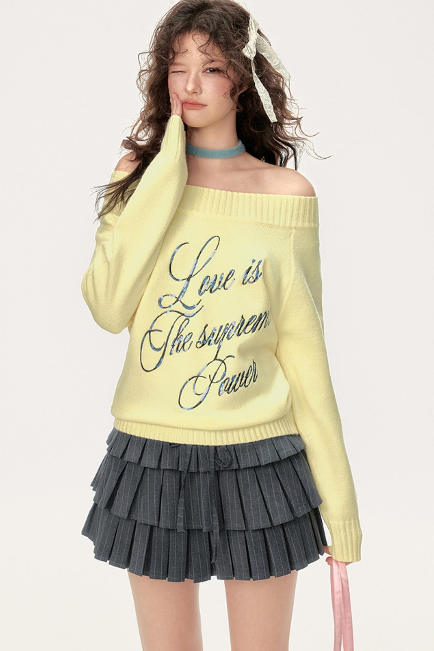 Soft Shoulder Slim Knit Sweater