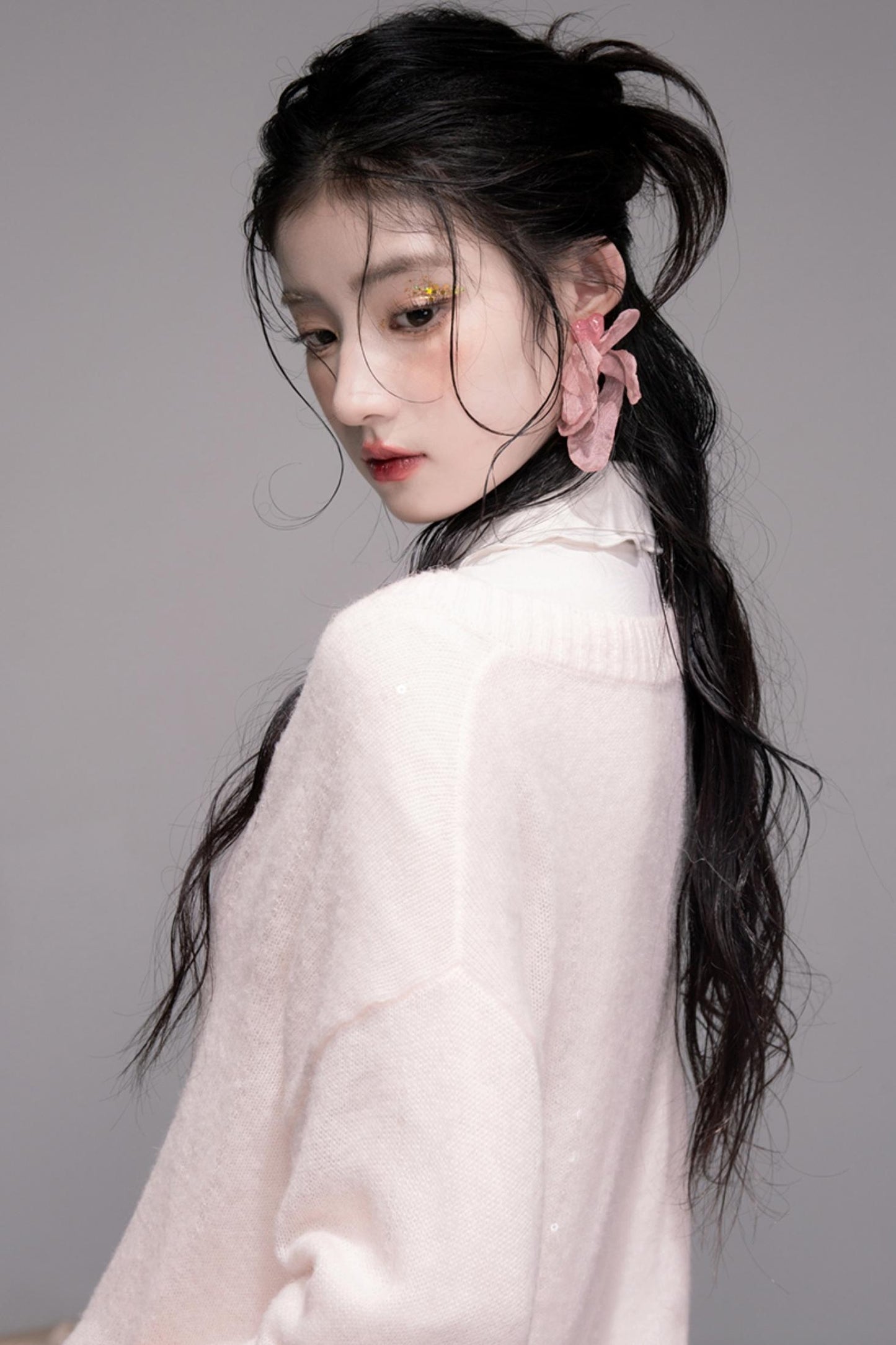 Star Pink V-Collar Sweater