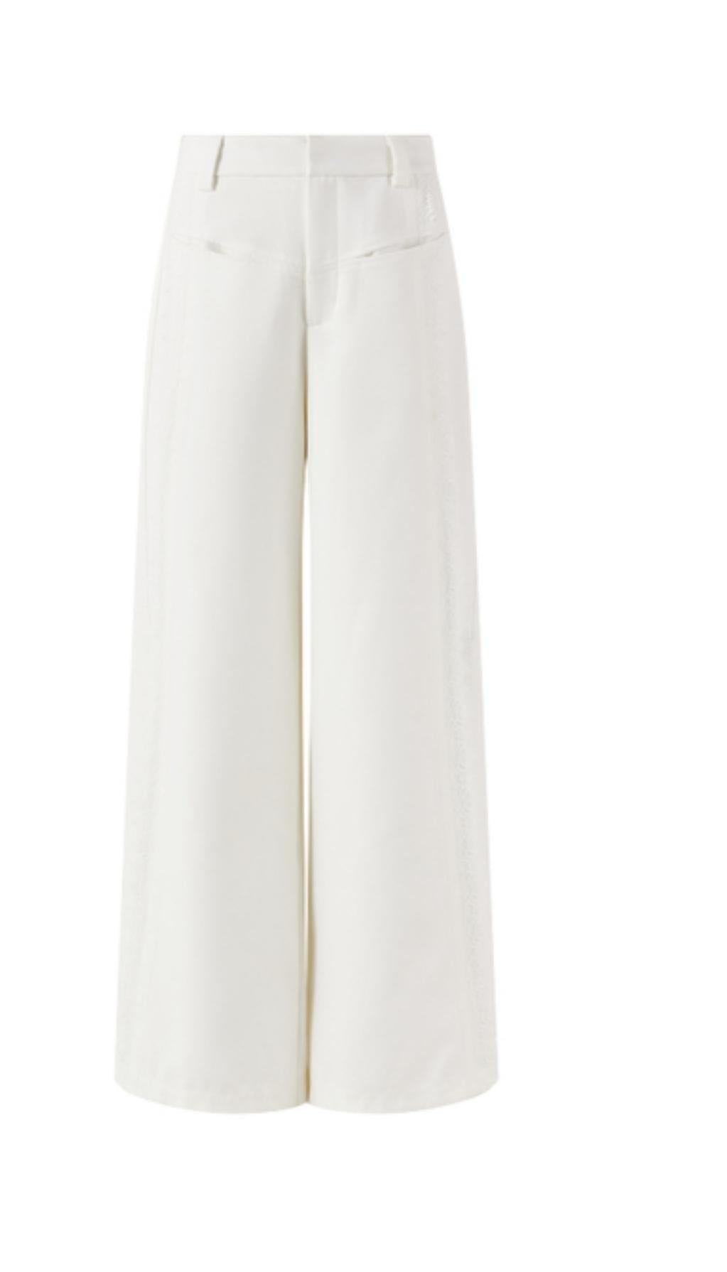 Slimming Silhouette Pants