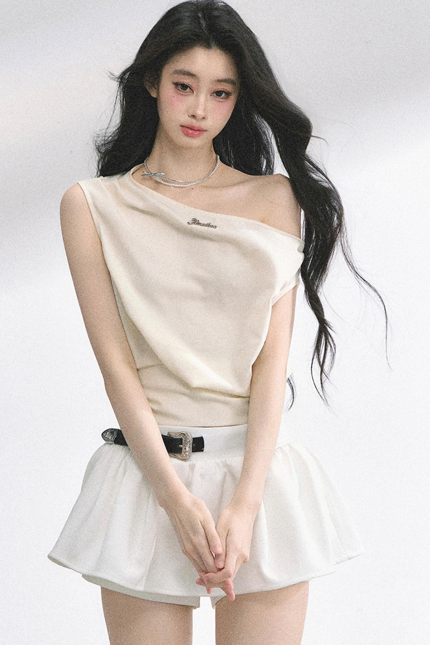 Manta Love Letter Shoulder Top