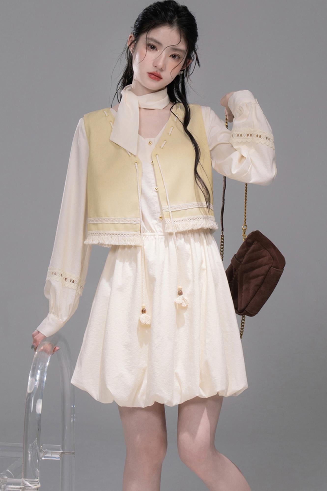 Urban Hibiscus Apricot White  Bud Dress Set-Up