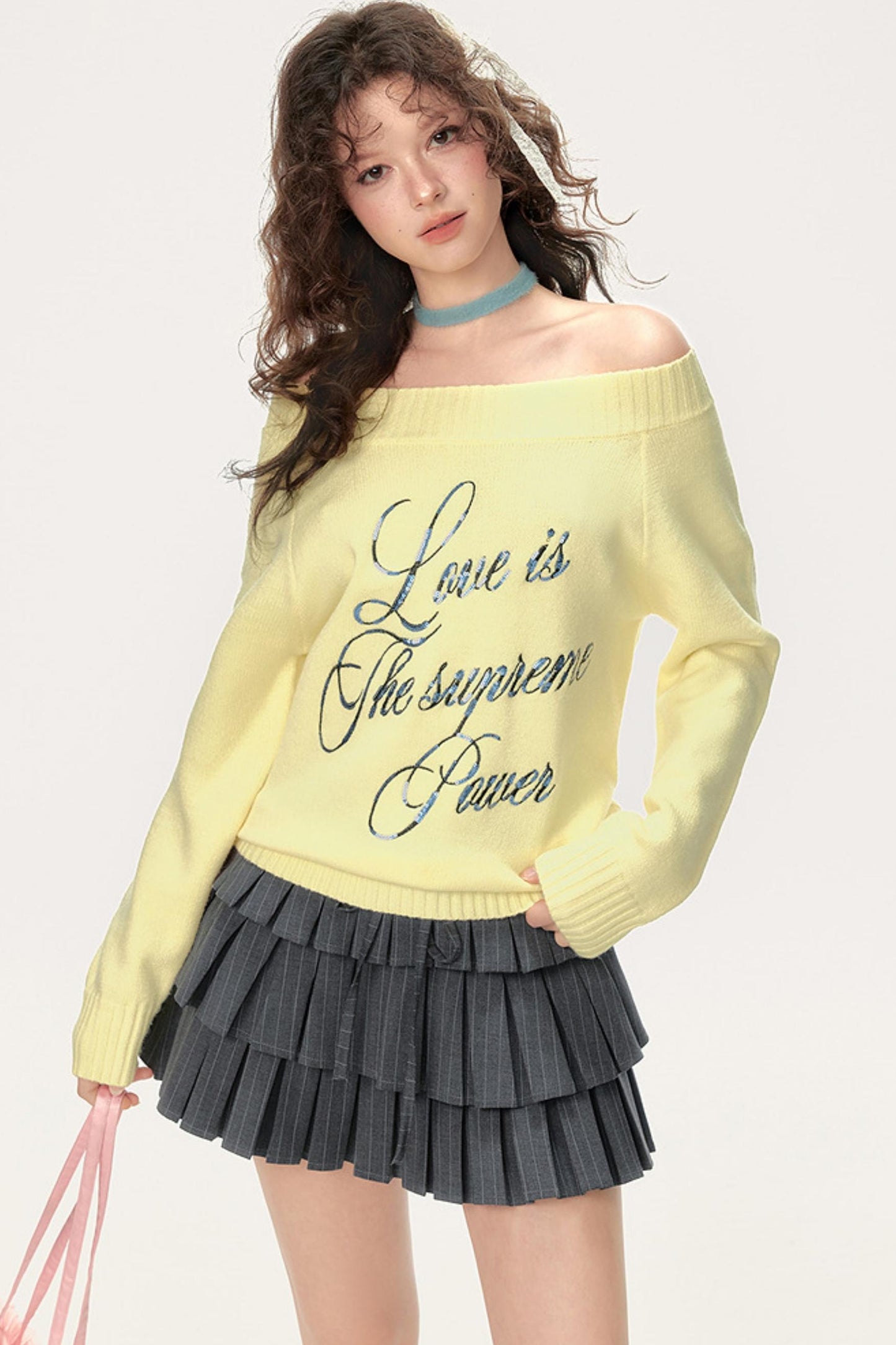 Soft Shoulder Slim Knit Sweater