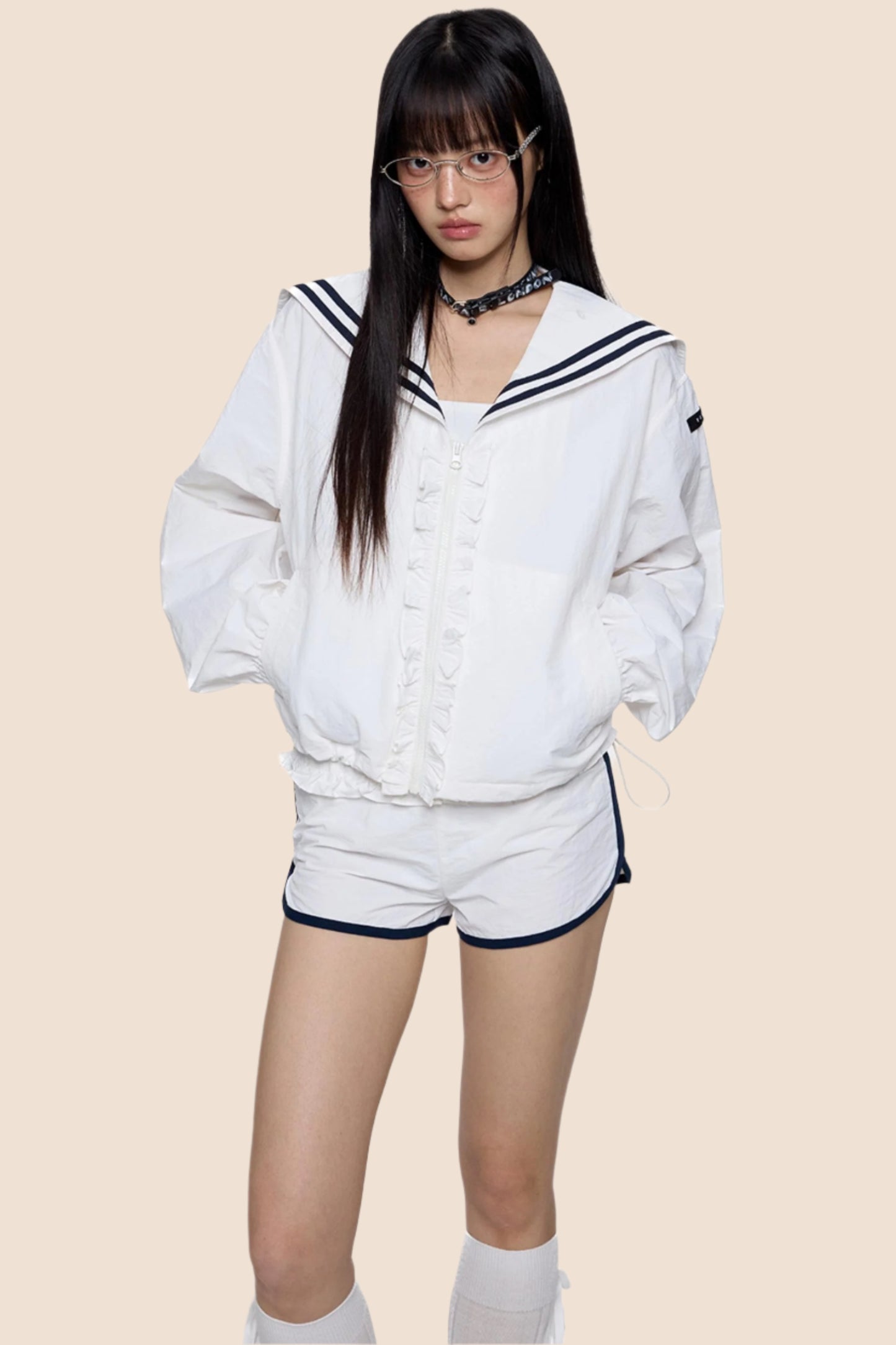 Ruffle Collar Sunscreen Set-Up