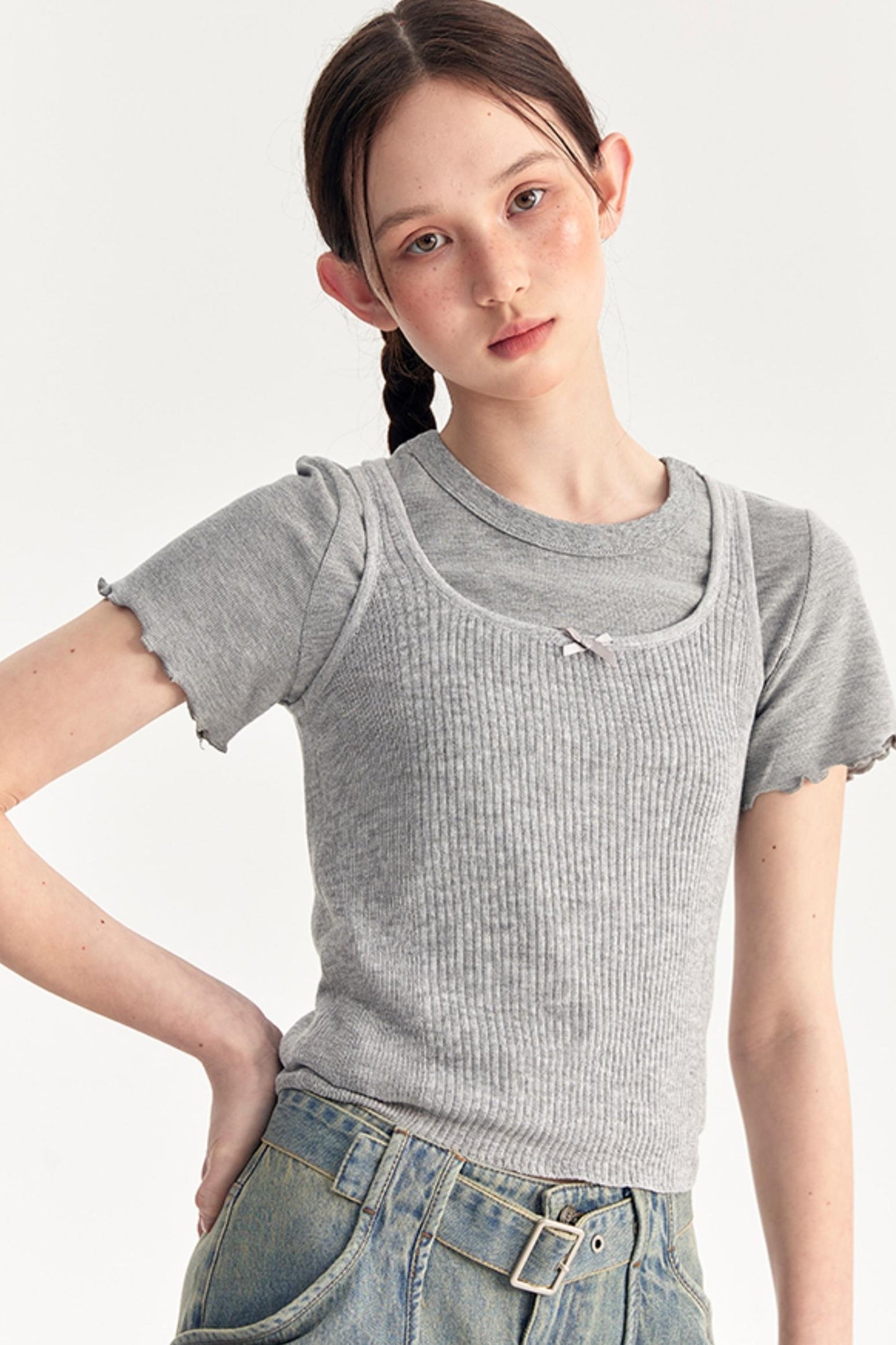 Bow Knit Vest With T-Shirt Set-Up