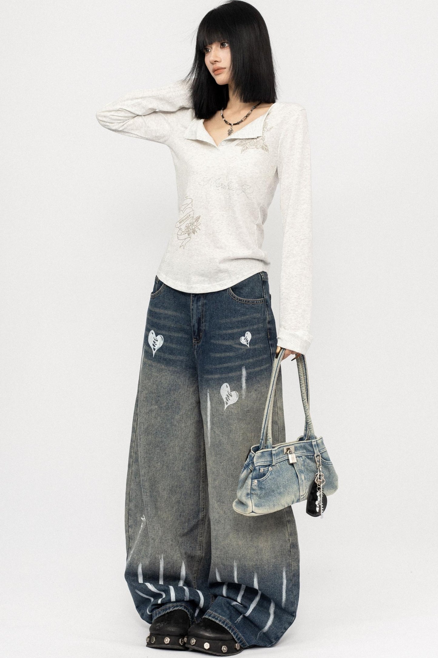 Vintage Distressed Straight Jeans