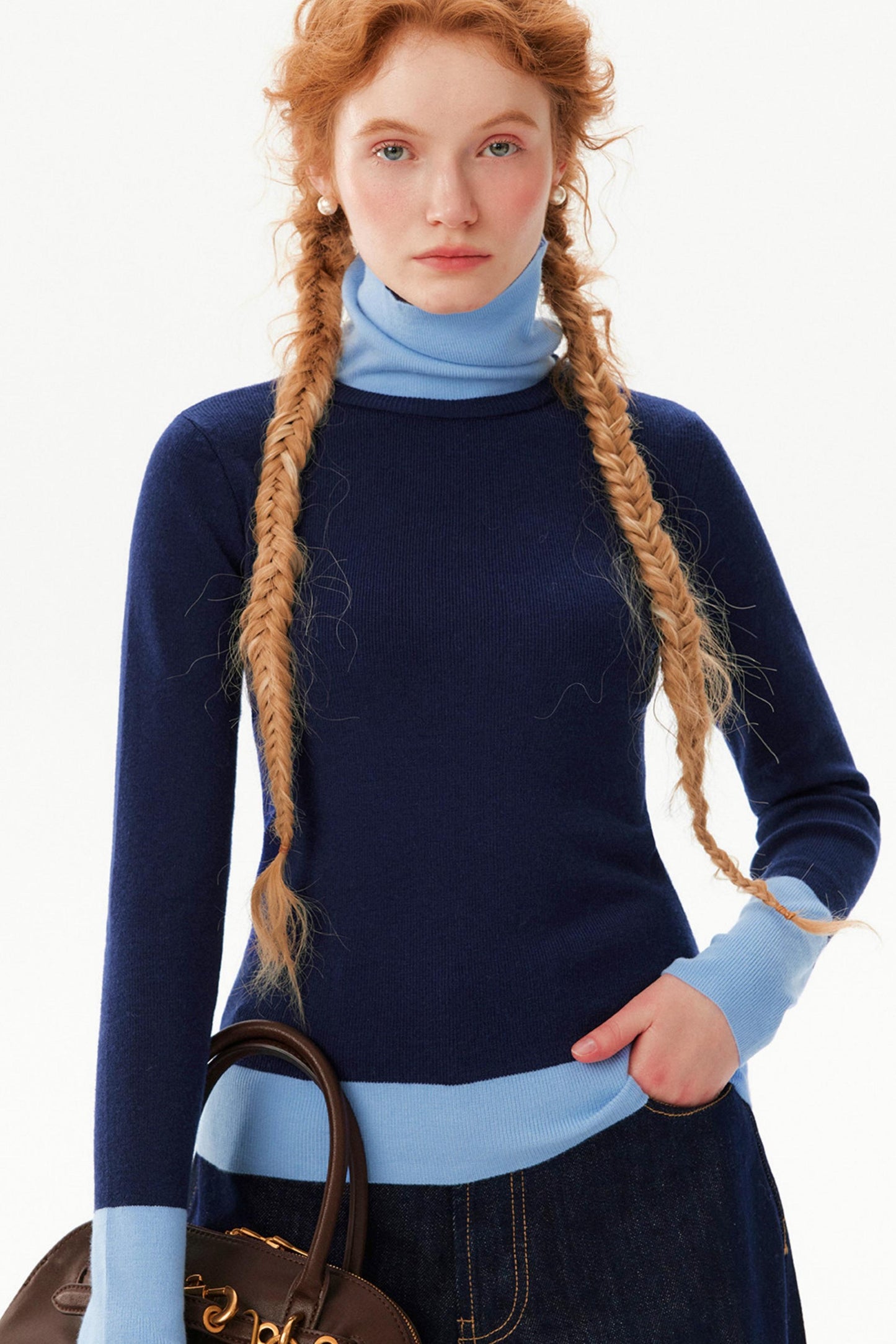 Color-Blocked Turtleneck Knitwear Sweater