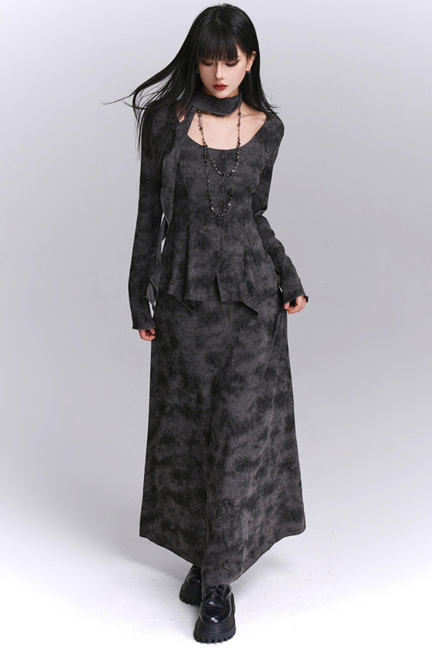 Good-Looking Noble Gray Skirt Set-Up