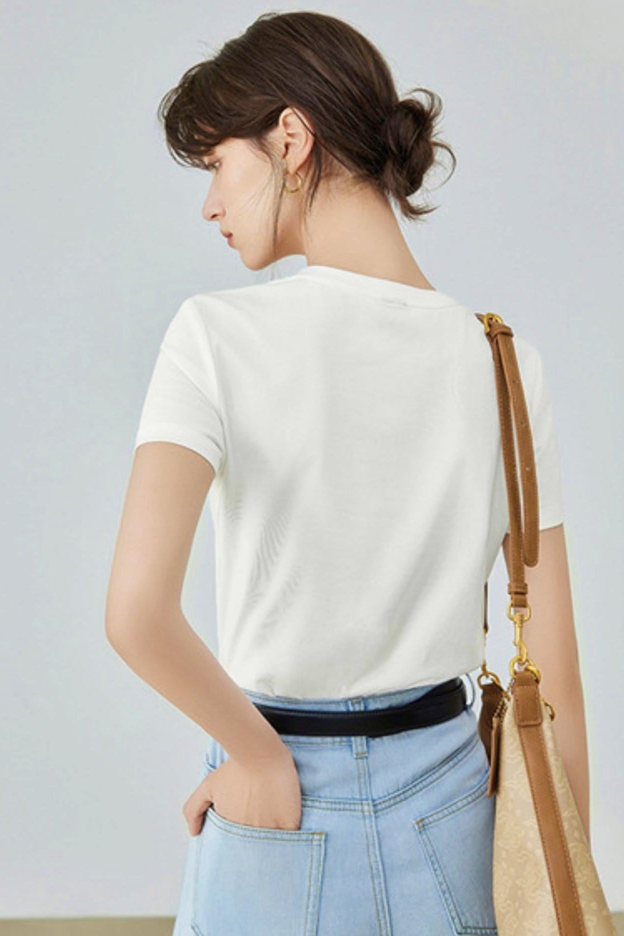 Slim Fit Lily Style White Tee
