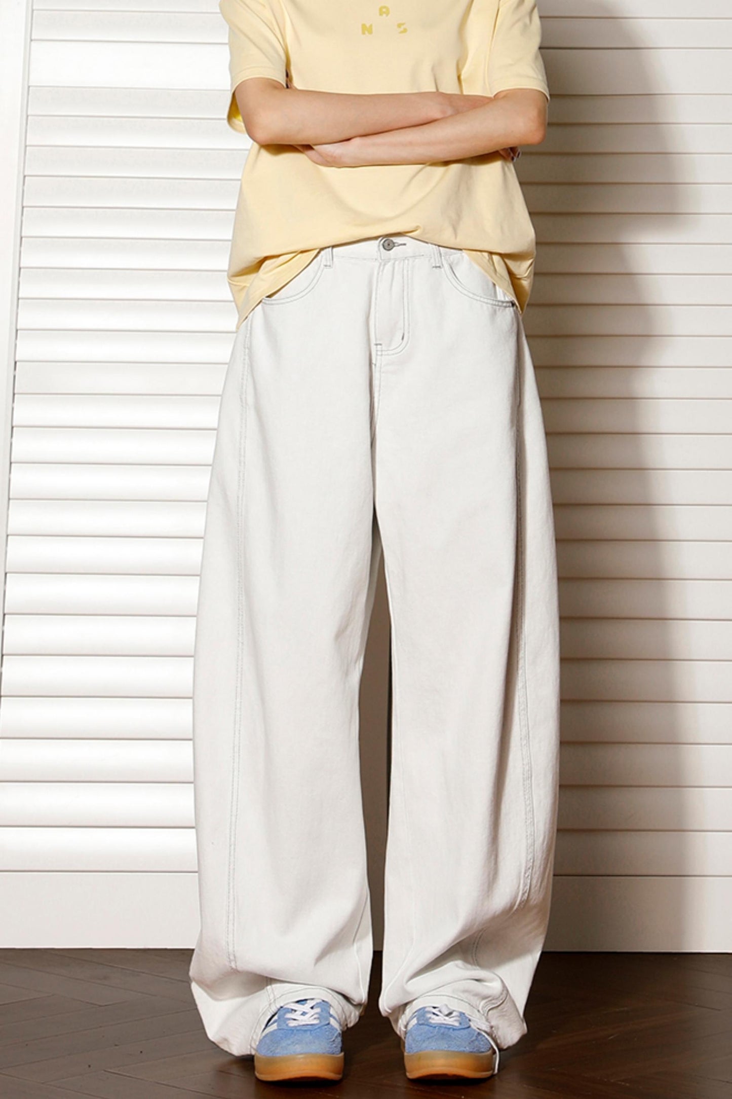 Summer Wide-Leg Jeans