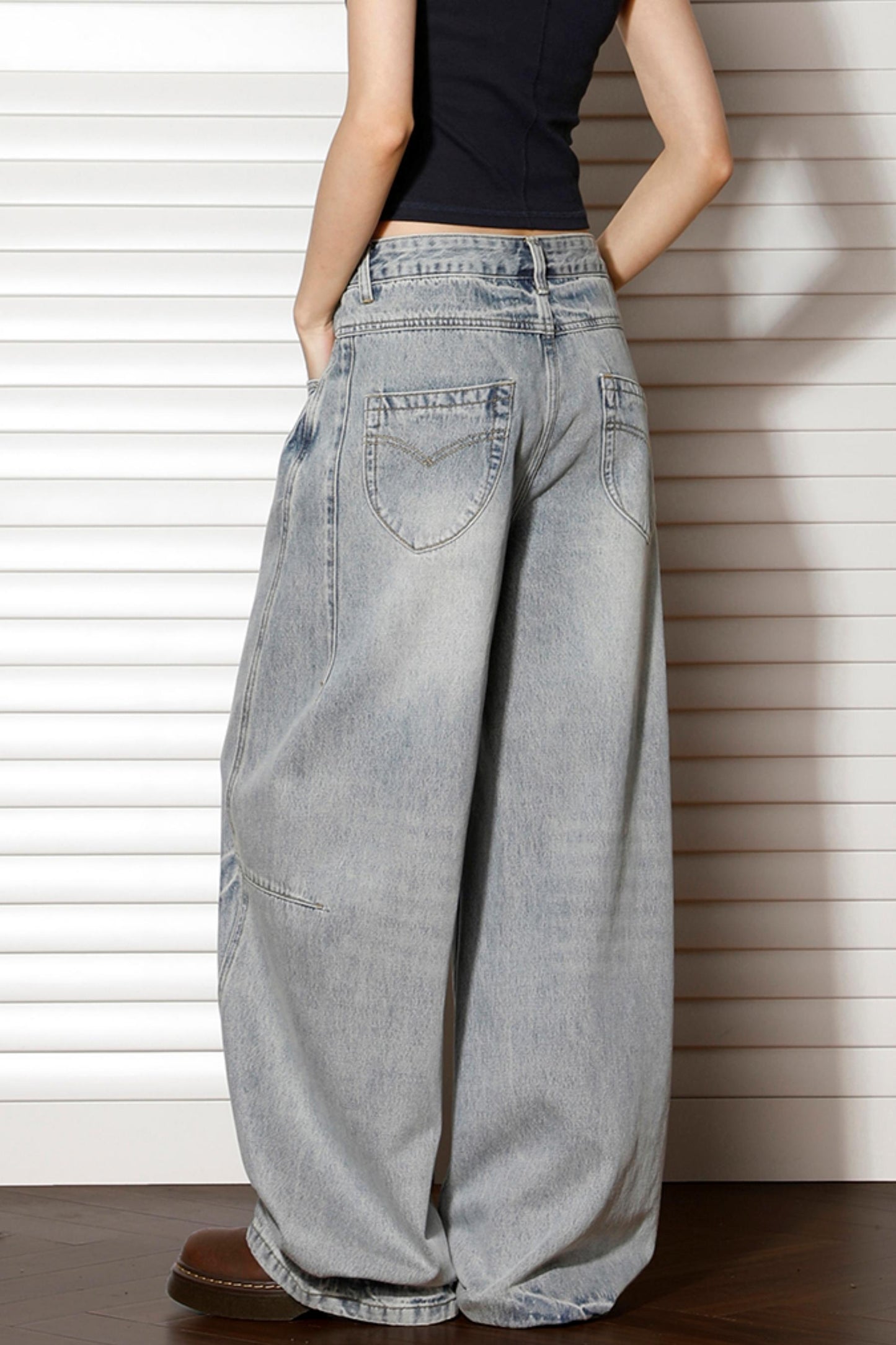 Retro High-Waisted Wide-Leg Jeans