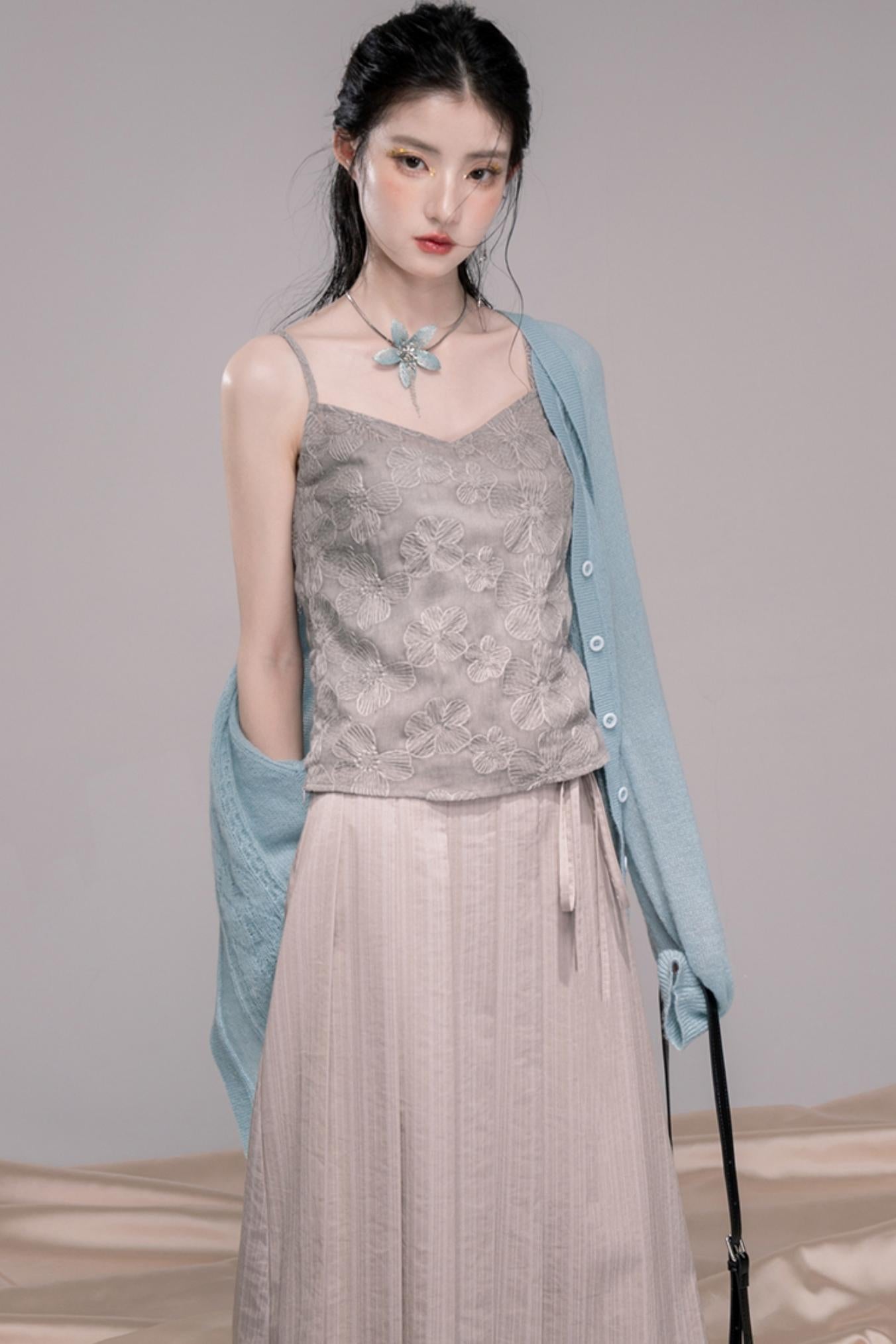 Wavy Wool Diamond Cardigan