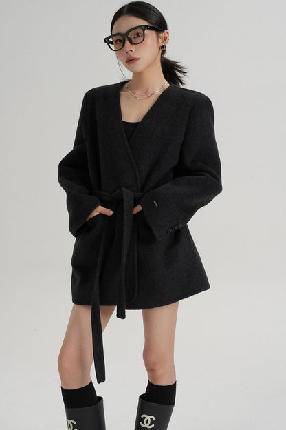 Elegant Mid-Length Wool Suit Coat