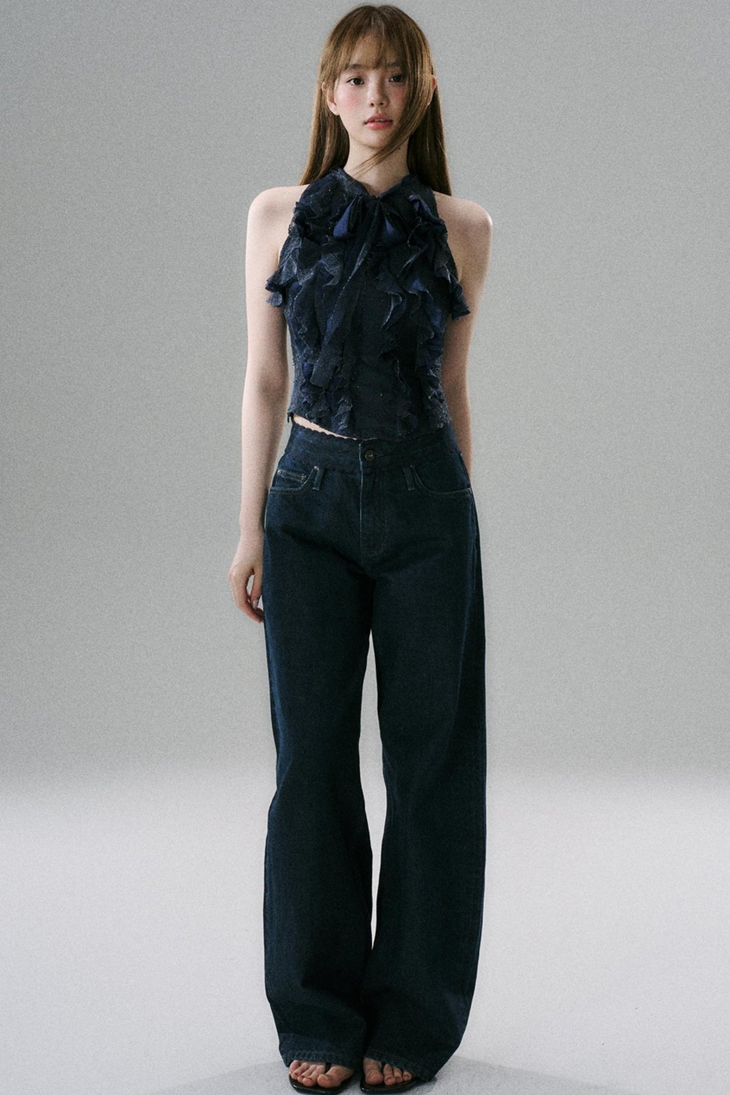 Slim Fit Ruffled Lace Halter Top