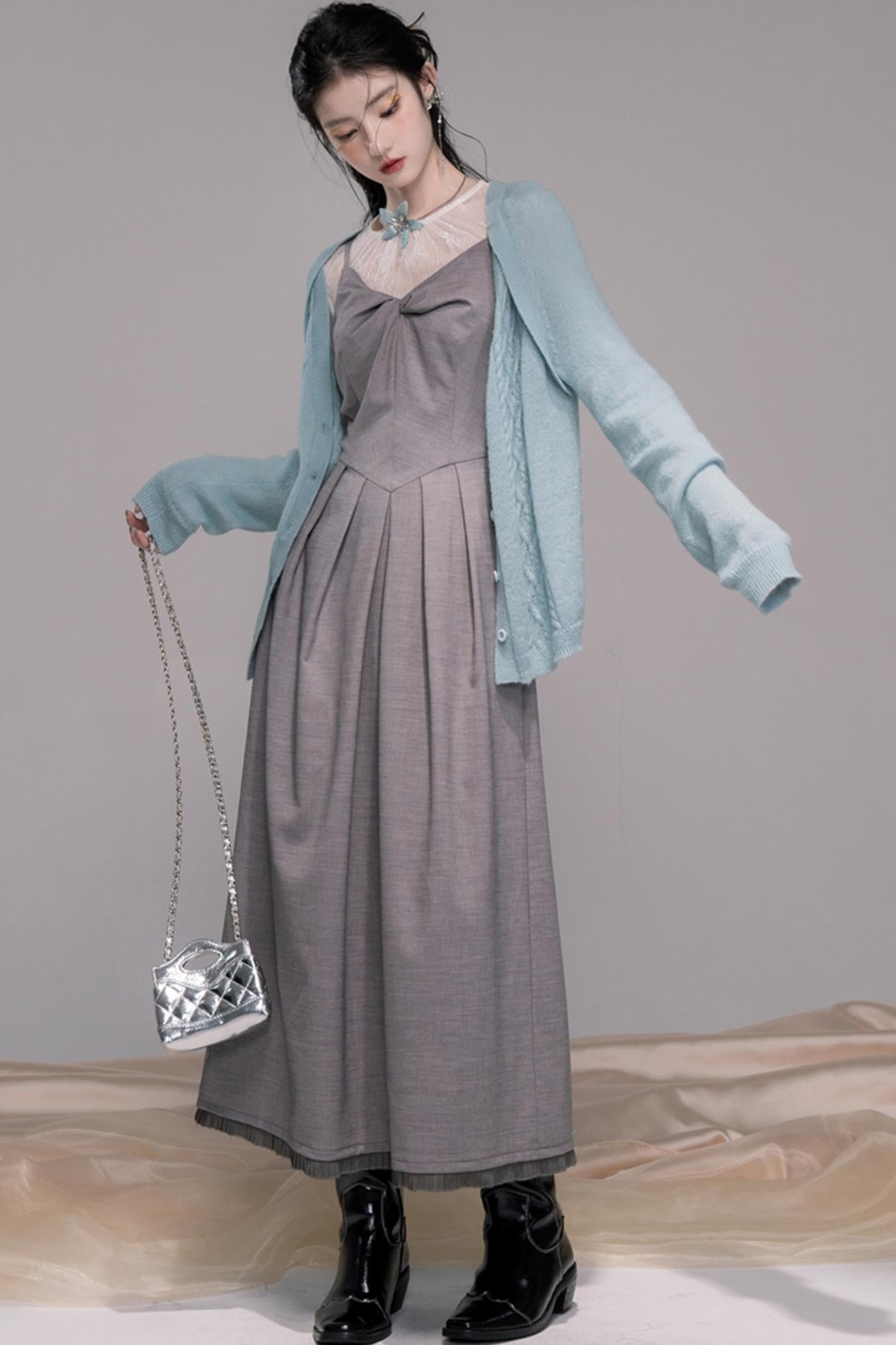 Wavy Wool Diamond Cardigan