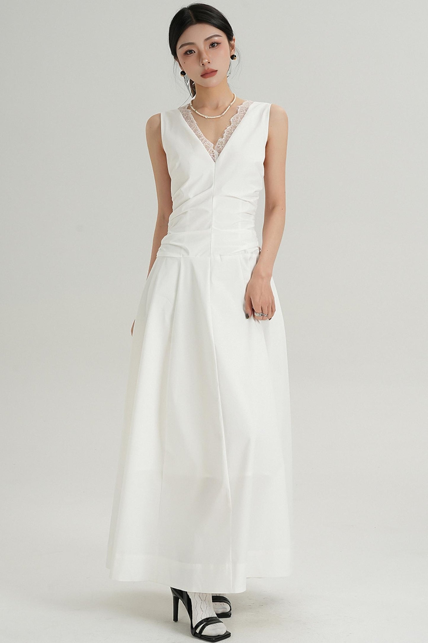 V-Neck Slim Pleated Lace Dress