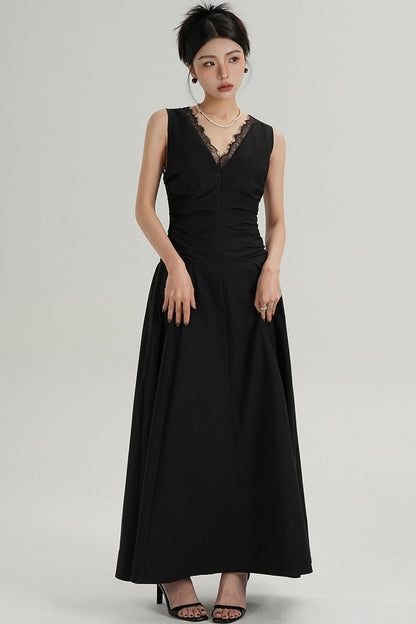 V-Neck Slim Pleated Lace Dress