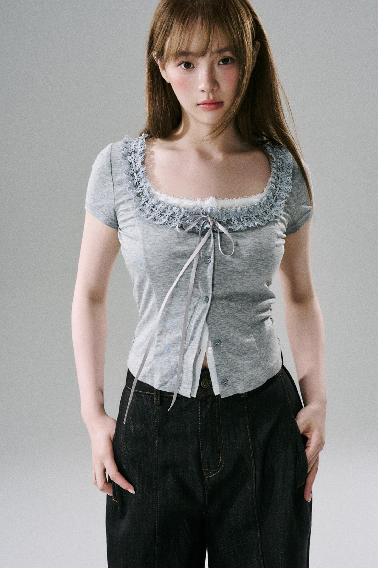 Fake Two-Piece Lace Slim Top