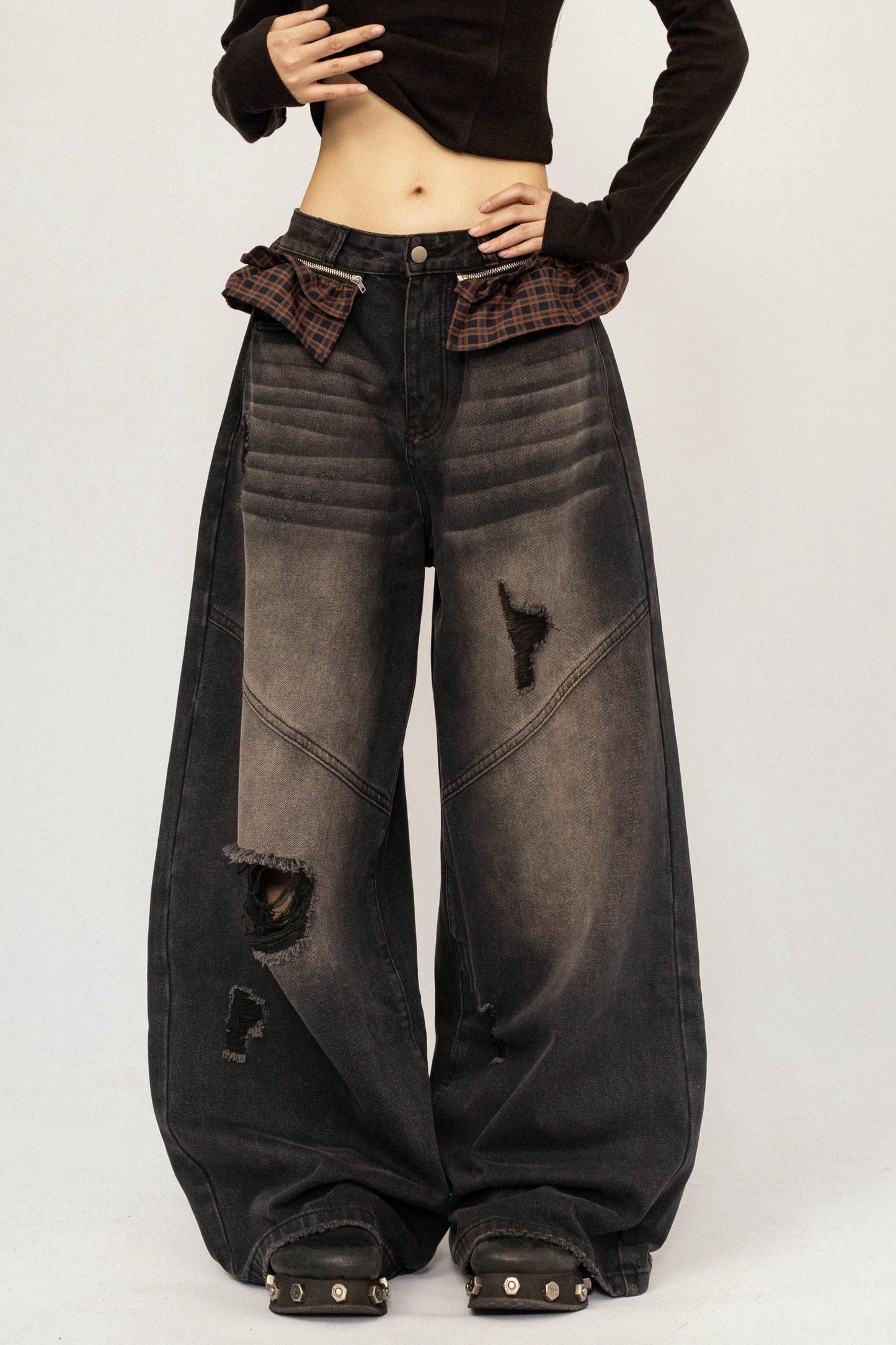 Retro Black Ripped Denim Pants