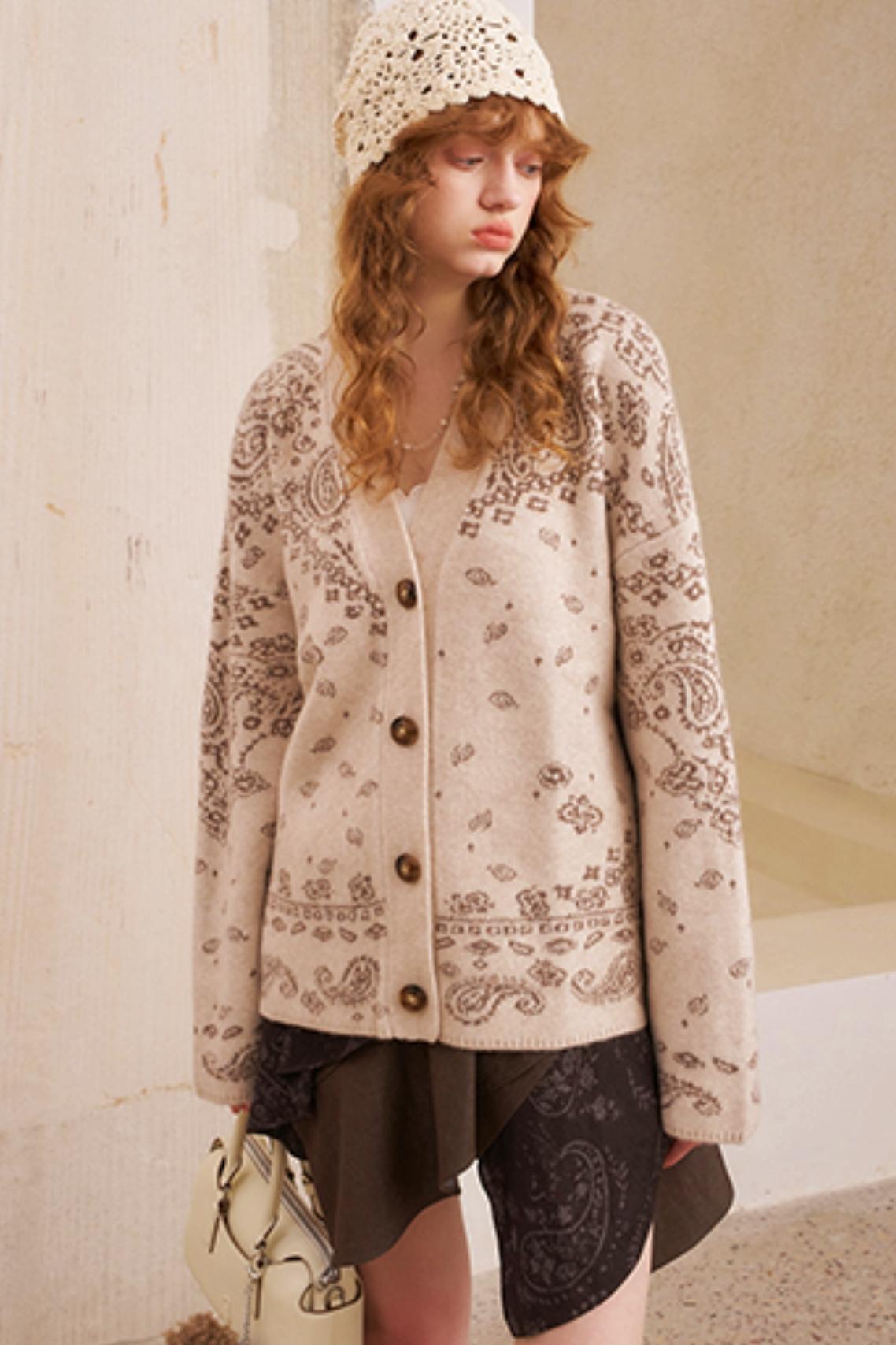 Cashew Flower Premium Jacquard Knit Cardigan