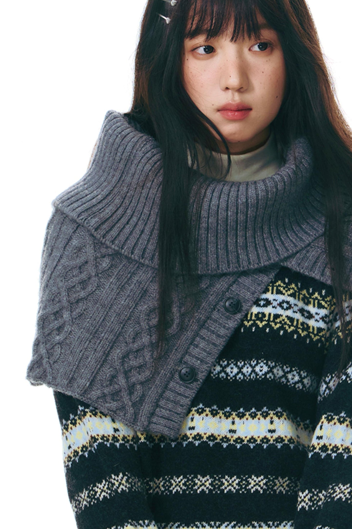 Winter Atmosphere Cable Shawl