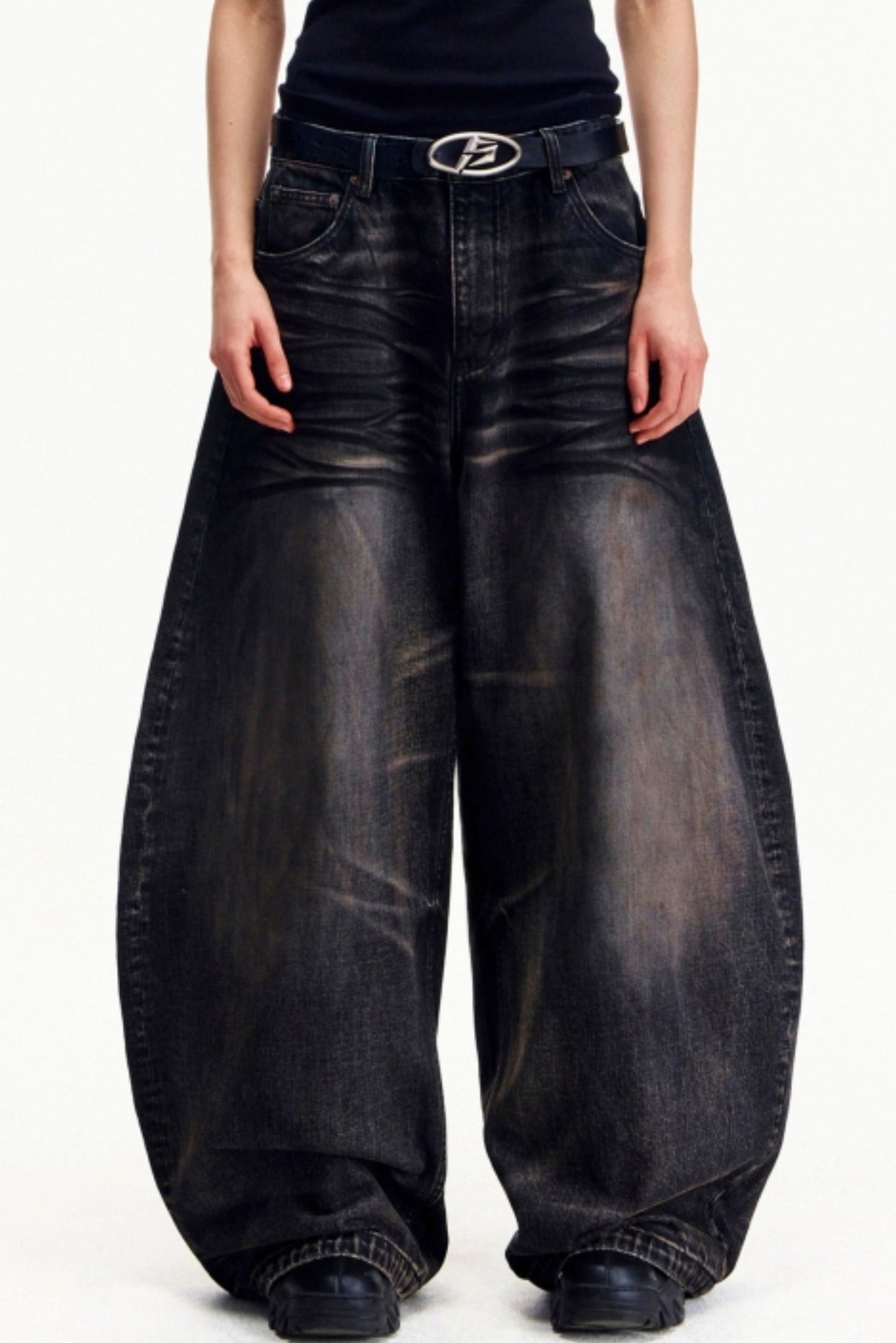 Distressed Vintage Washed Jeans