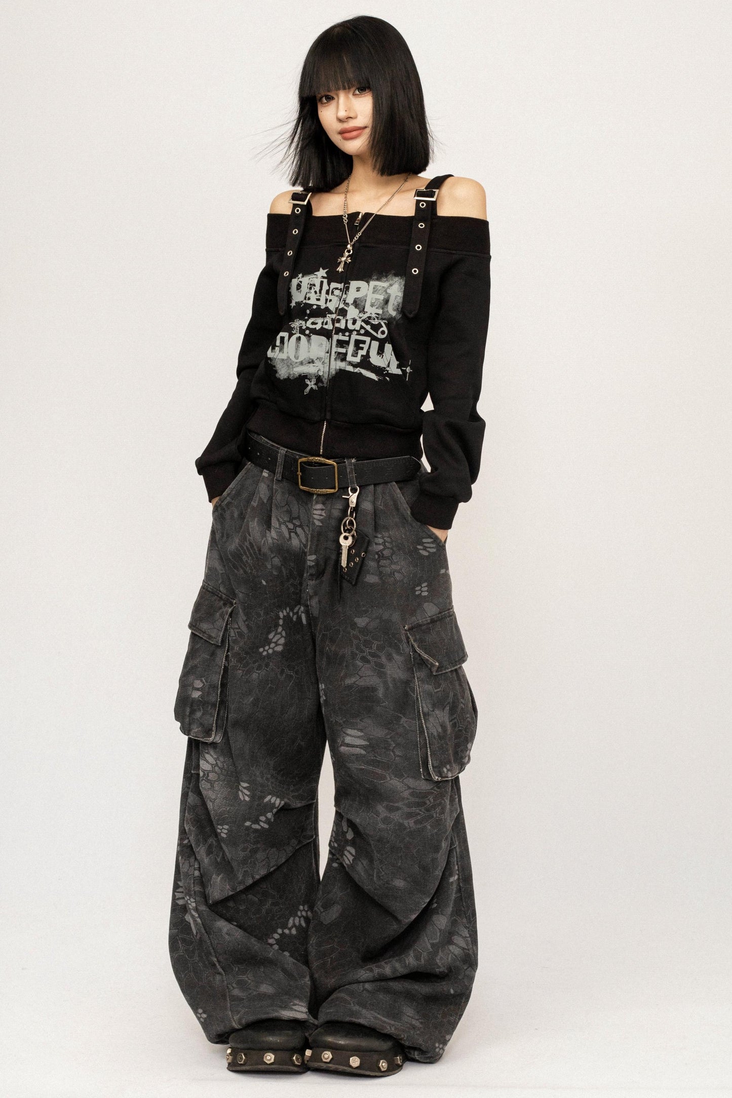 Black Base Top Short T-Shirt