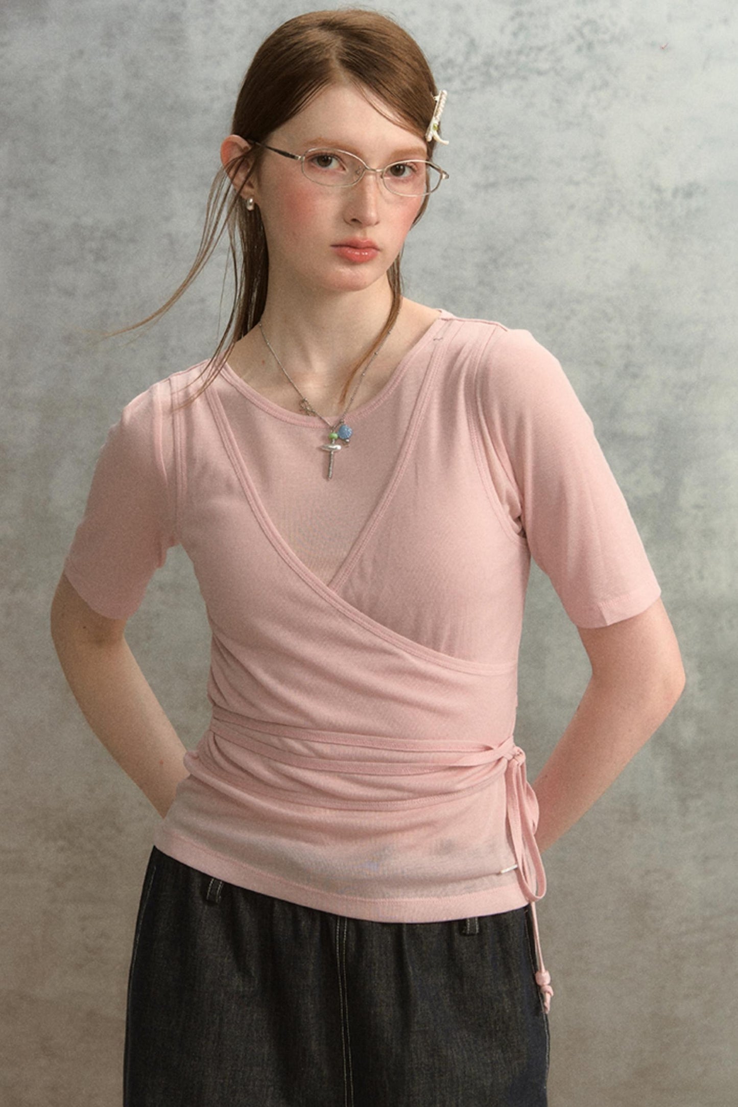 Niche V-Neck Slimming Tee