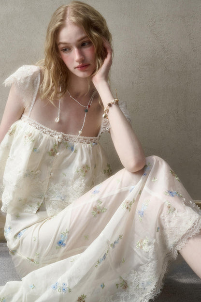 Airy Floral Ensemble Long Lace Skirt Set-Up