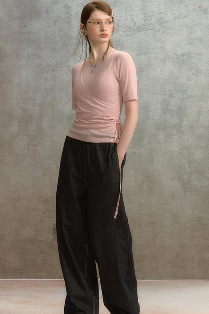 Niche V-Neck Slimming Tee