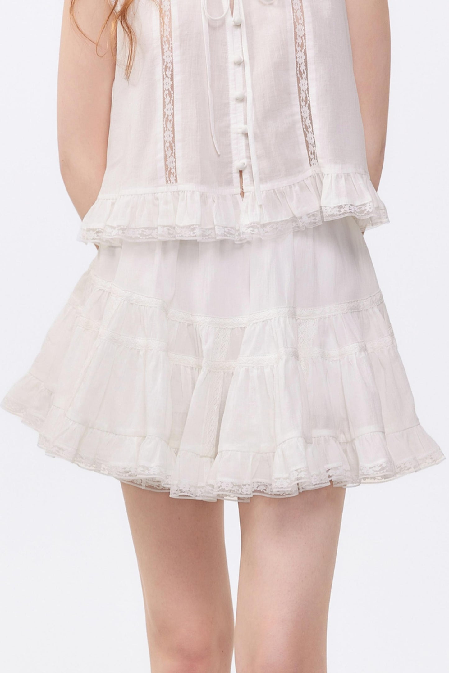 Sleeveless Lace Suit Set-Up