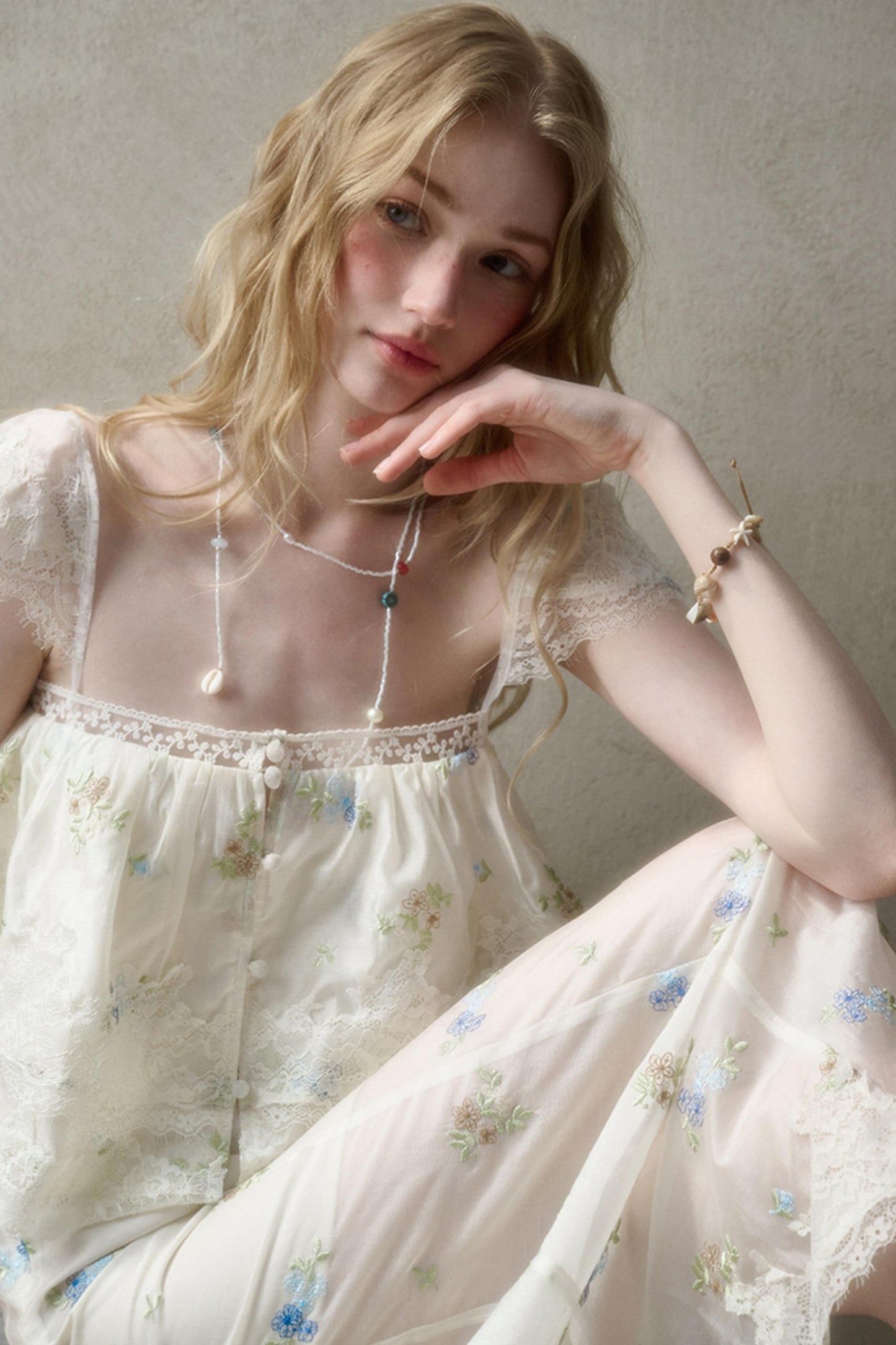 Airy Floral Ensemble Long Lace Skirt Set-Up