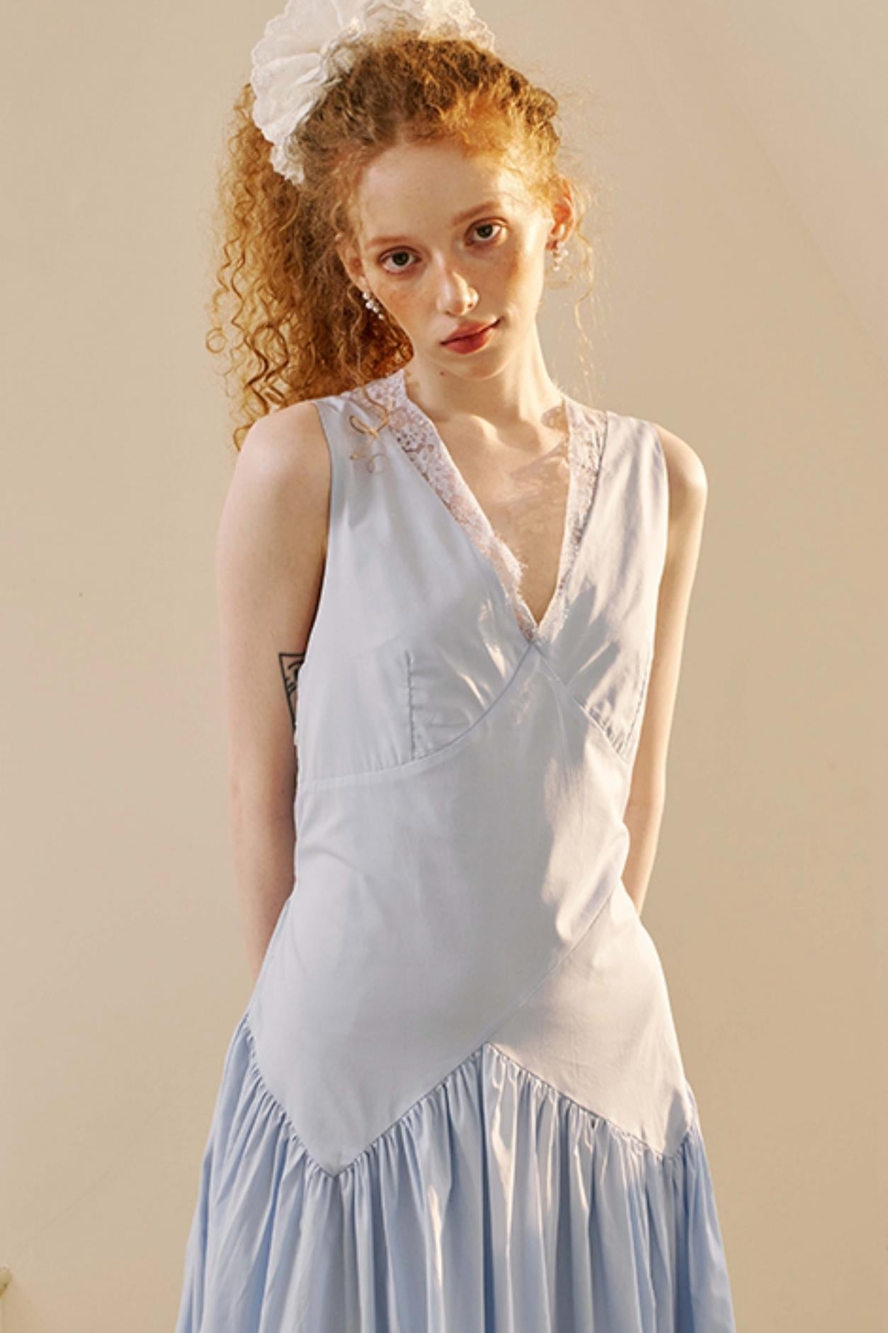 Elegant V-Neck Lace Dress