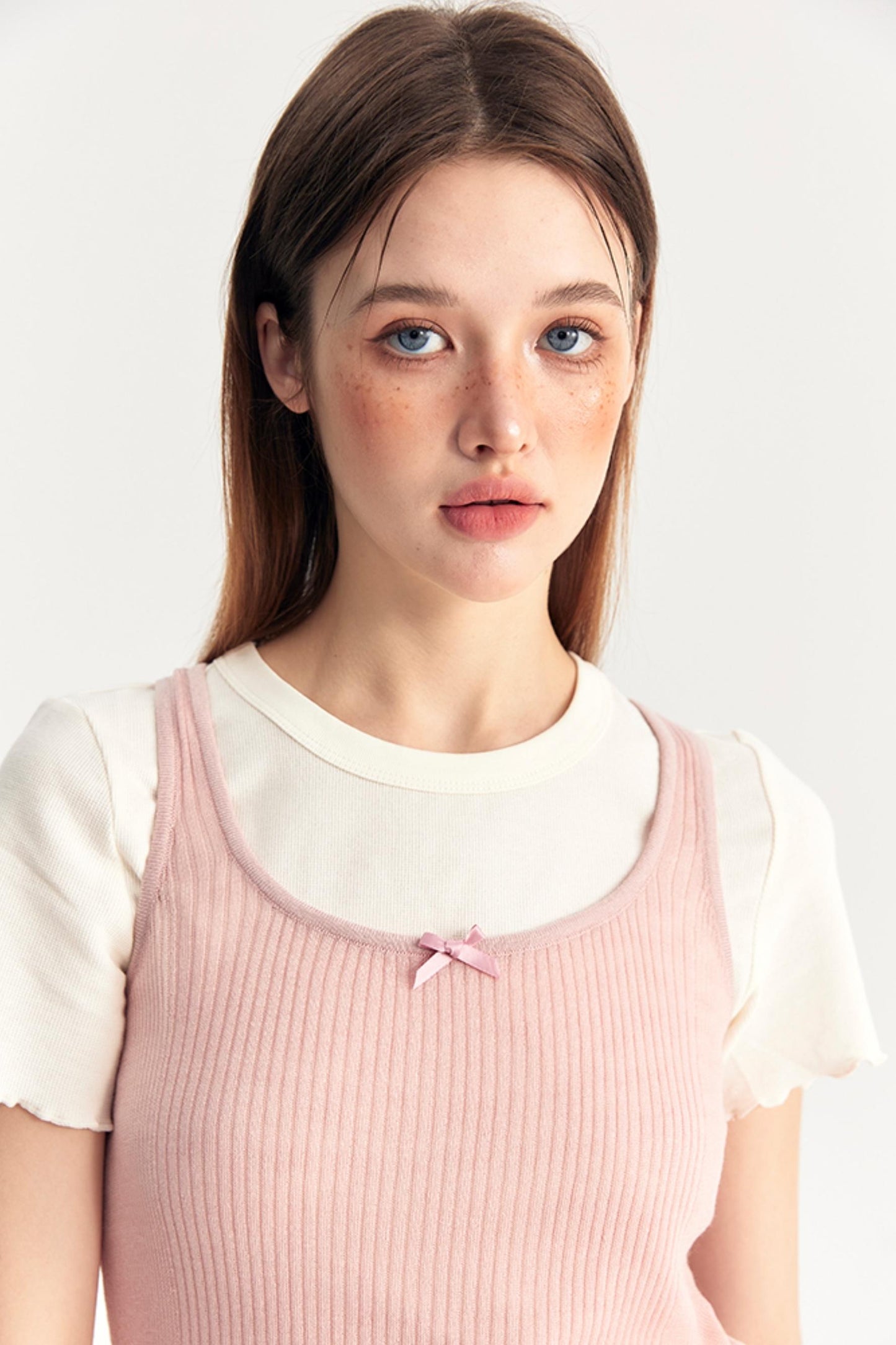 Bow Knit Vest With T-Shirt Set-Up