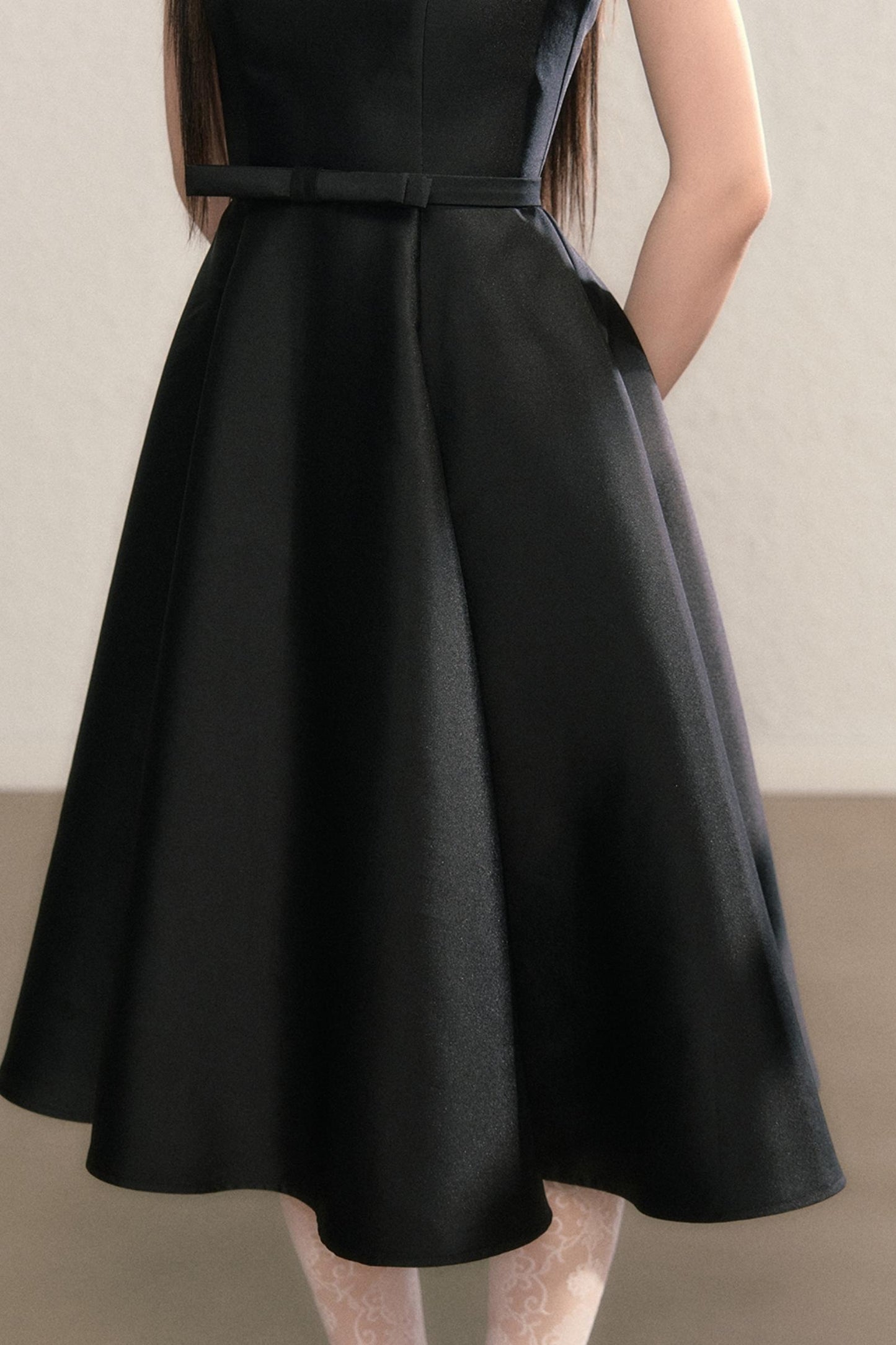 French Temperament Waist Cinched Doll Neck Dress