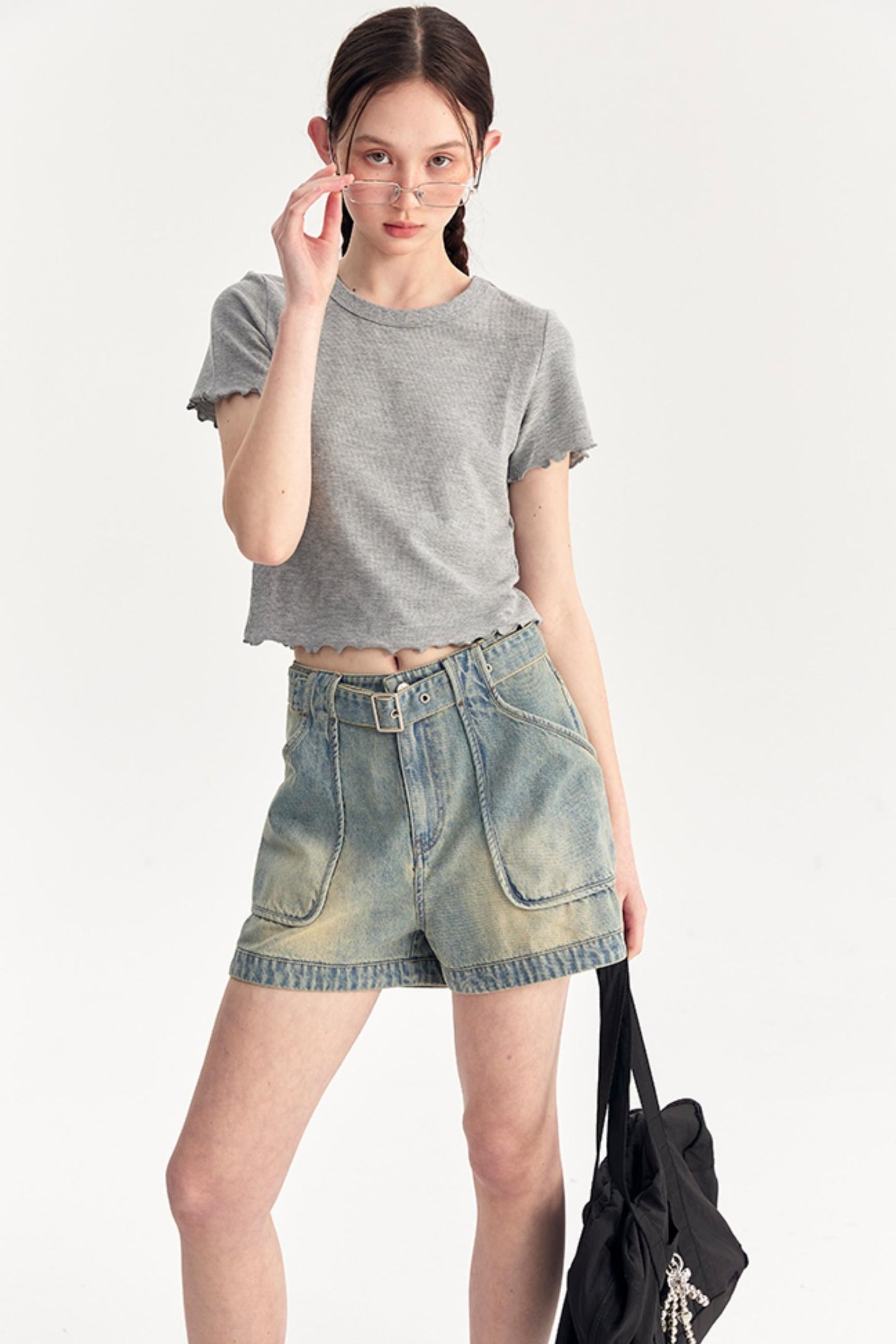 Bow Knit Vest With T-Shirt Set-Up