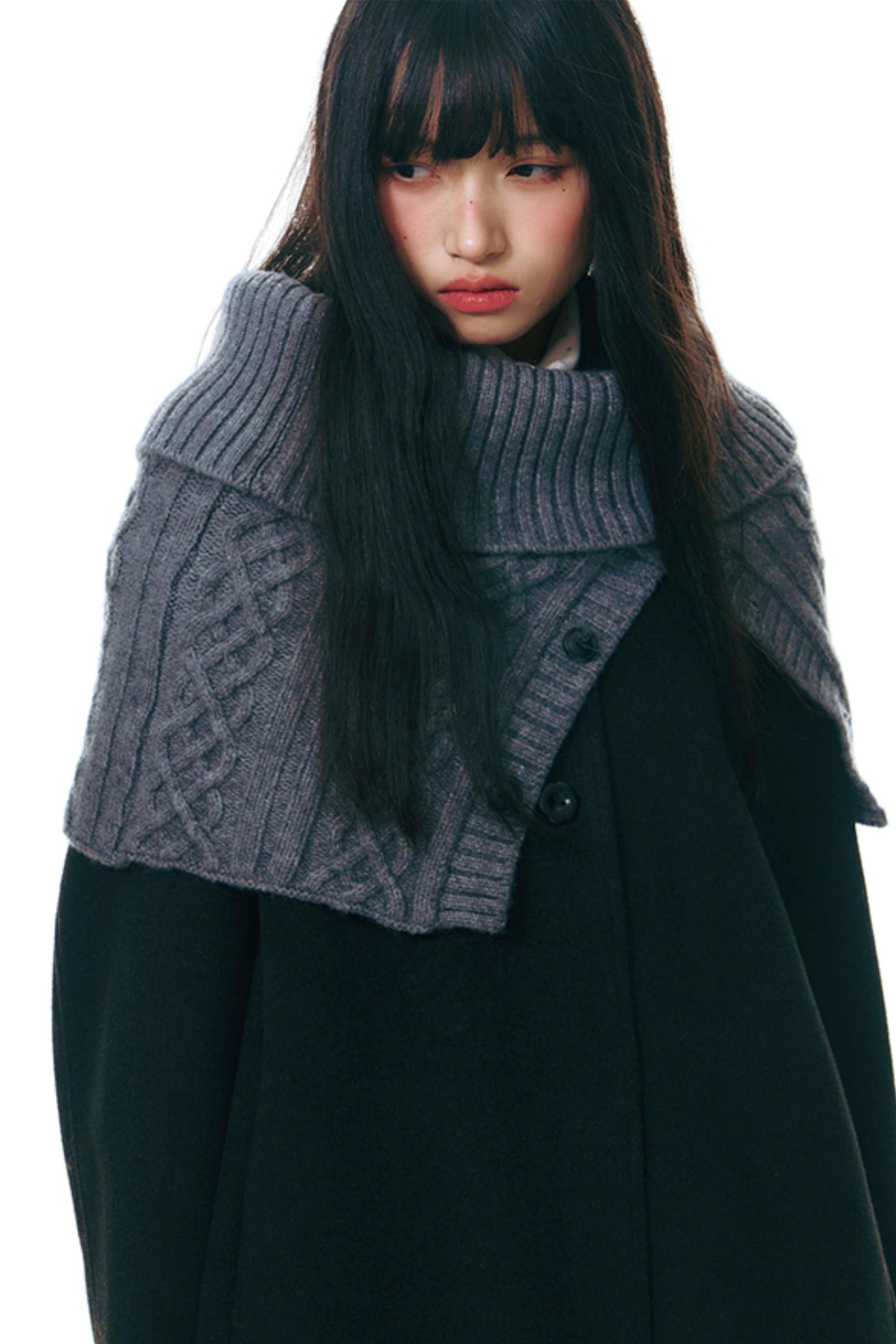 Winter Atmosphere Cable Shawl