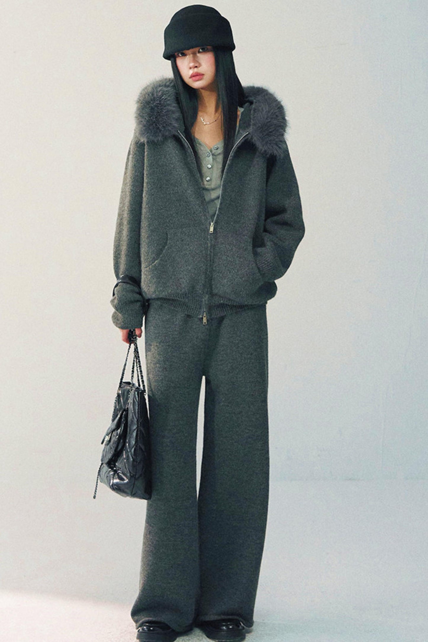 브이넥 슬림 탑