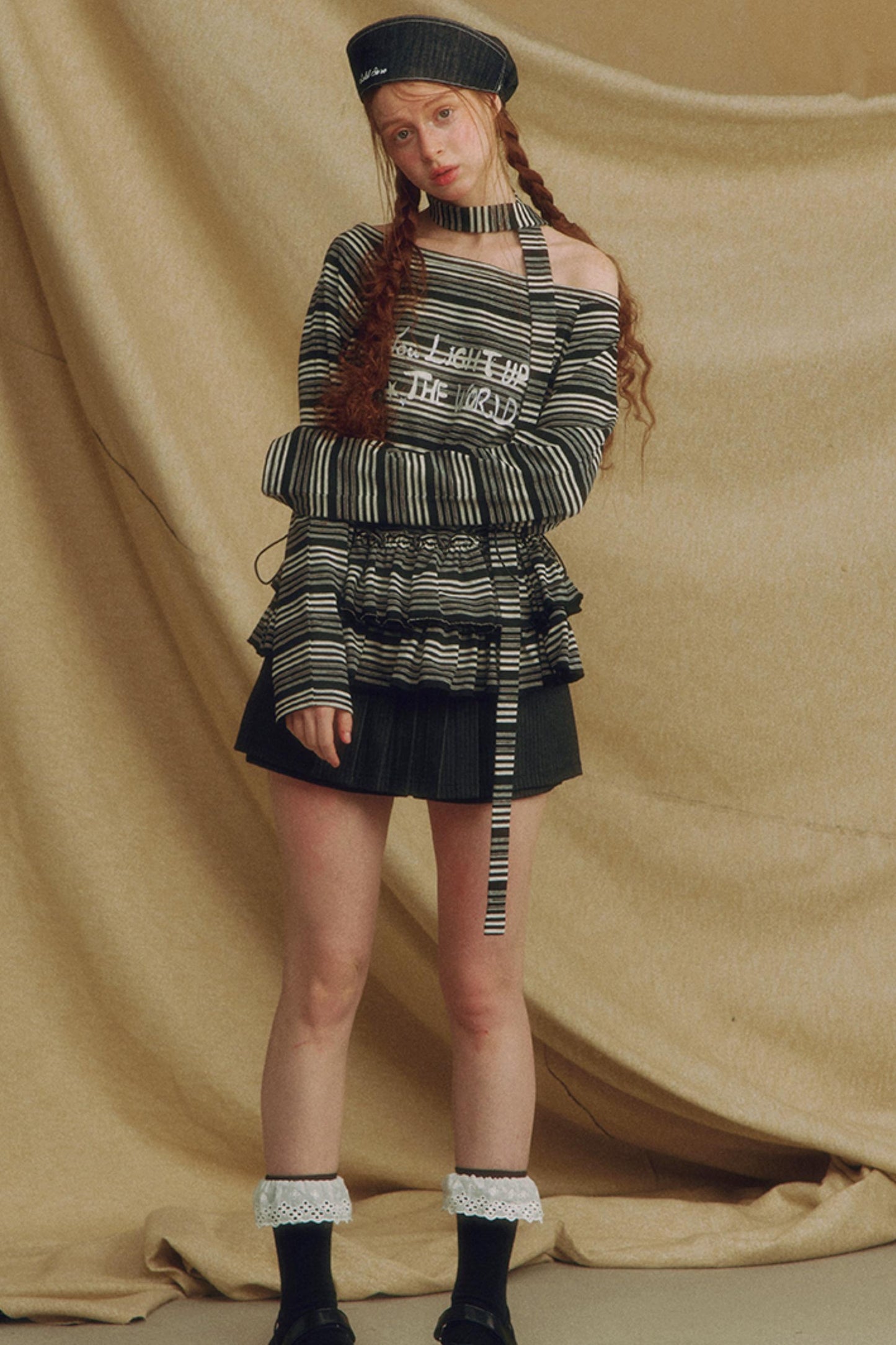 Chic One-Shoulder Striped Lace Top