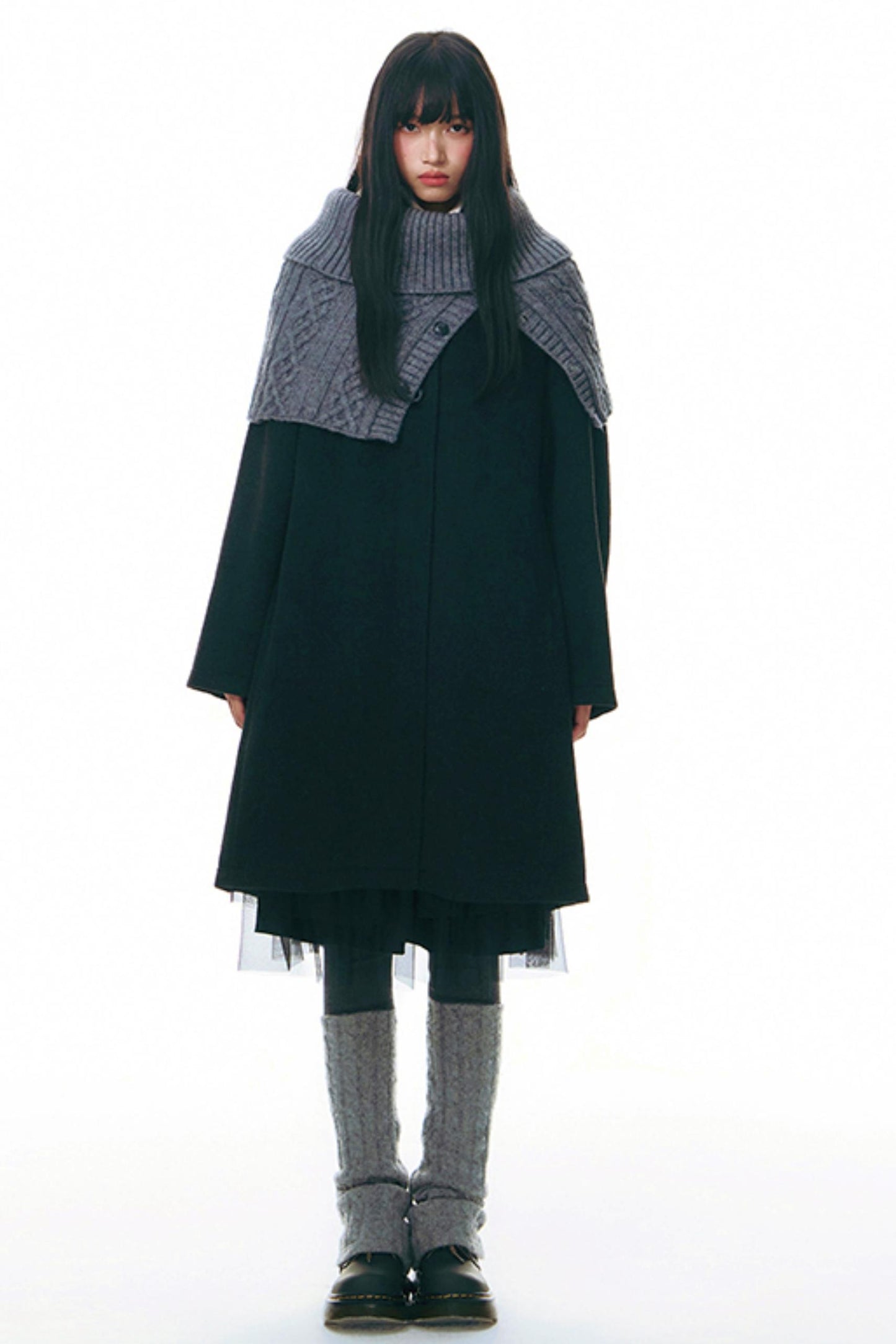 Winter Atmosphere Cable Shawl