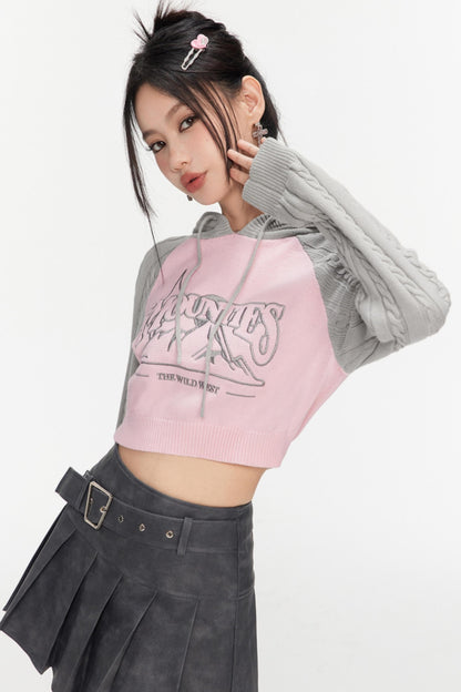 Contrasting Cropped Sweater