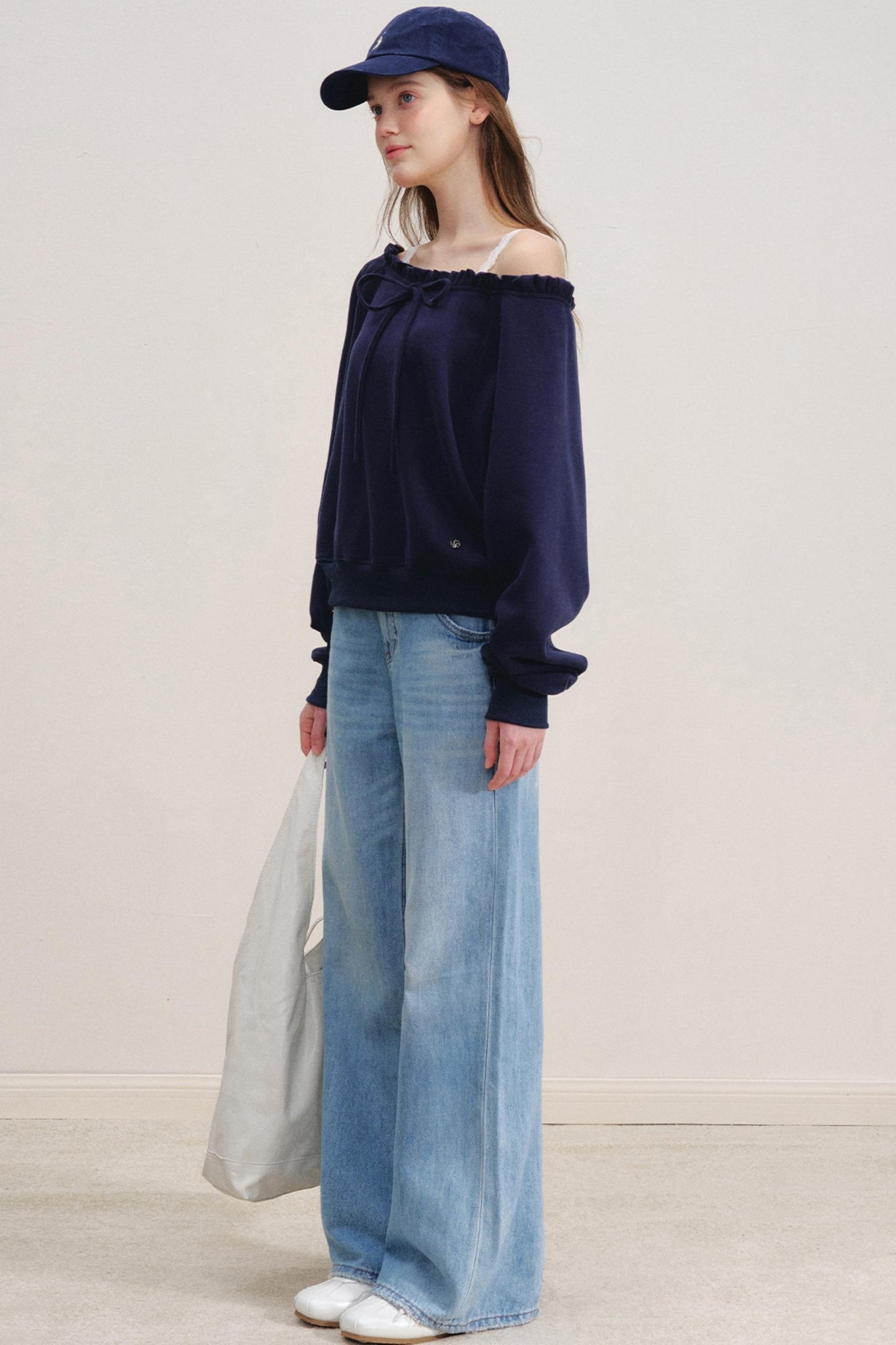 Breathing Cotton Raglan Sweatshirt