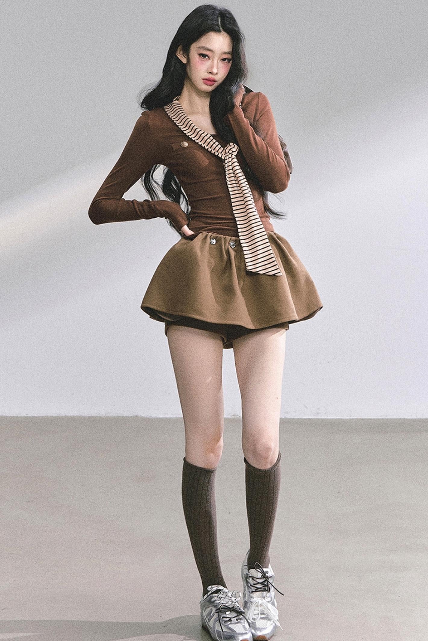 Sharp Shoulder T-Shirt